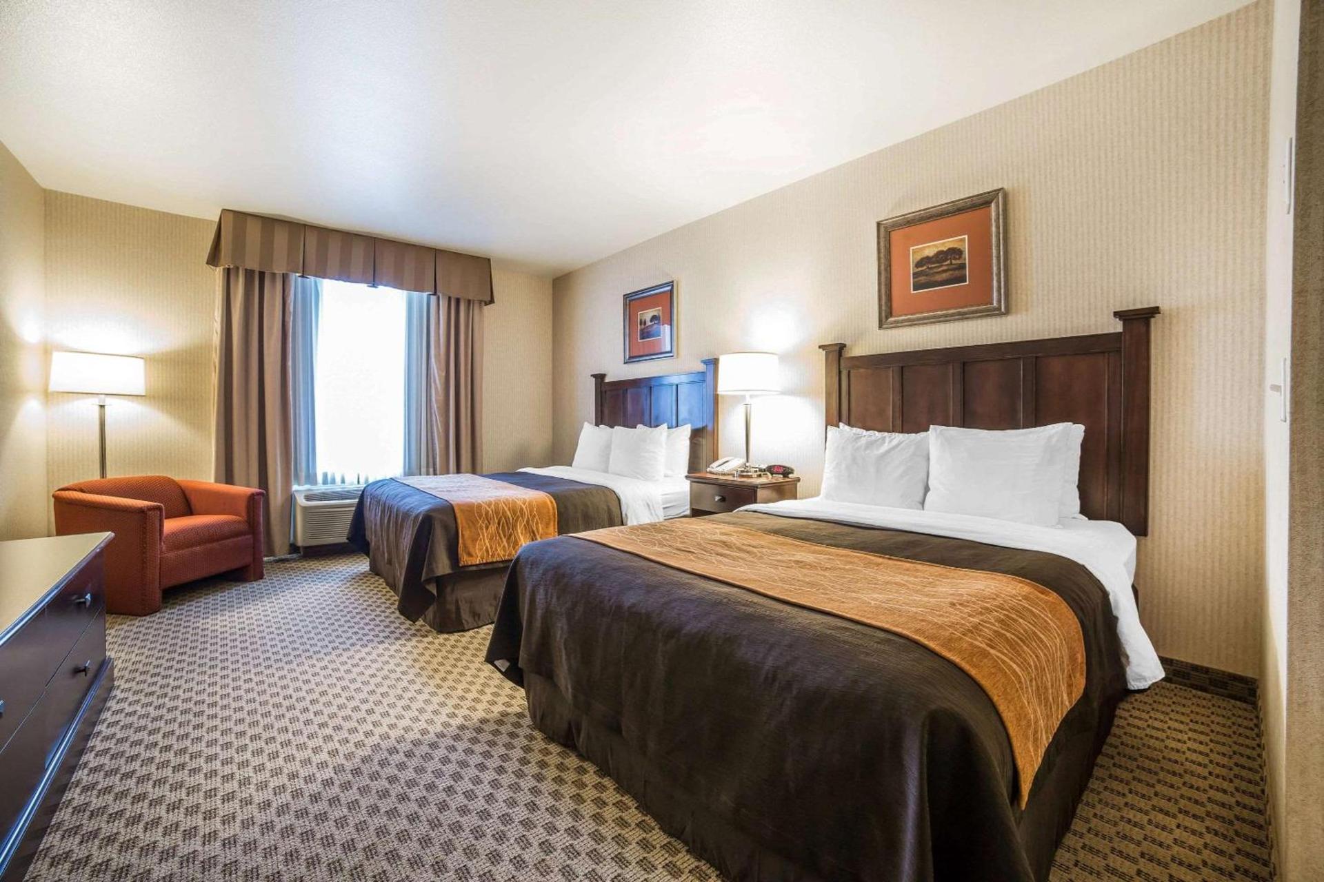 Comfort Inn & Suites Henderson - Las Vegas photo 24