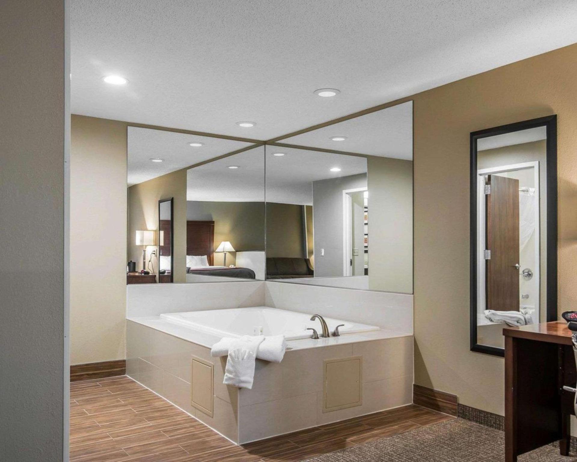 Comfort Inn Saugerties photo 16