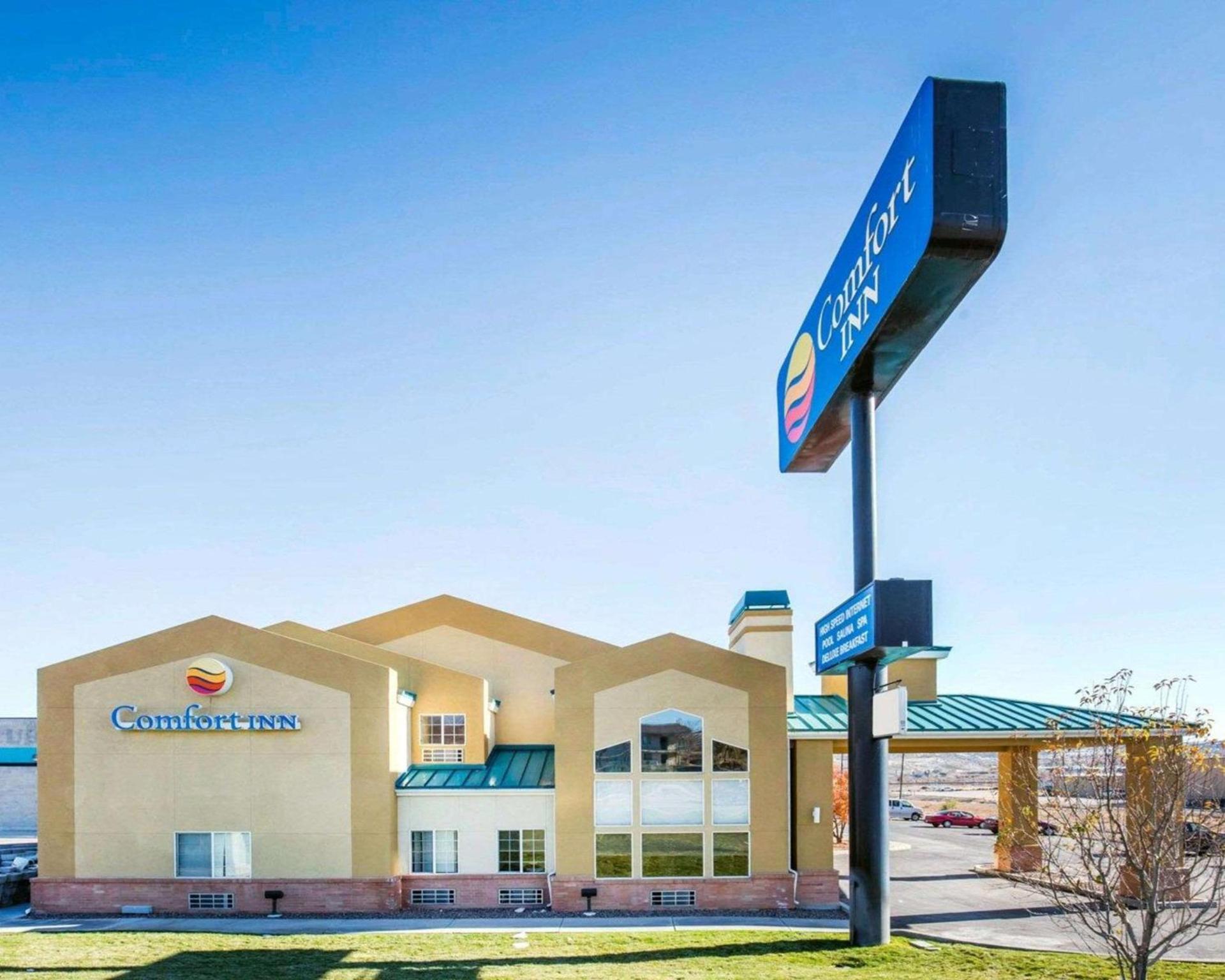 Comfort Inn Elko photo 2