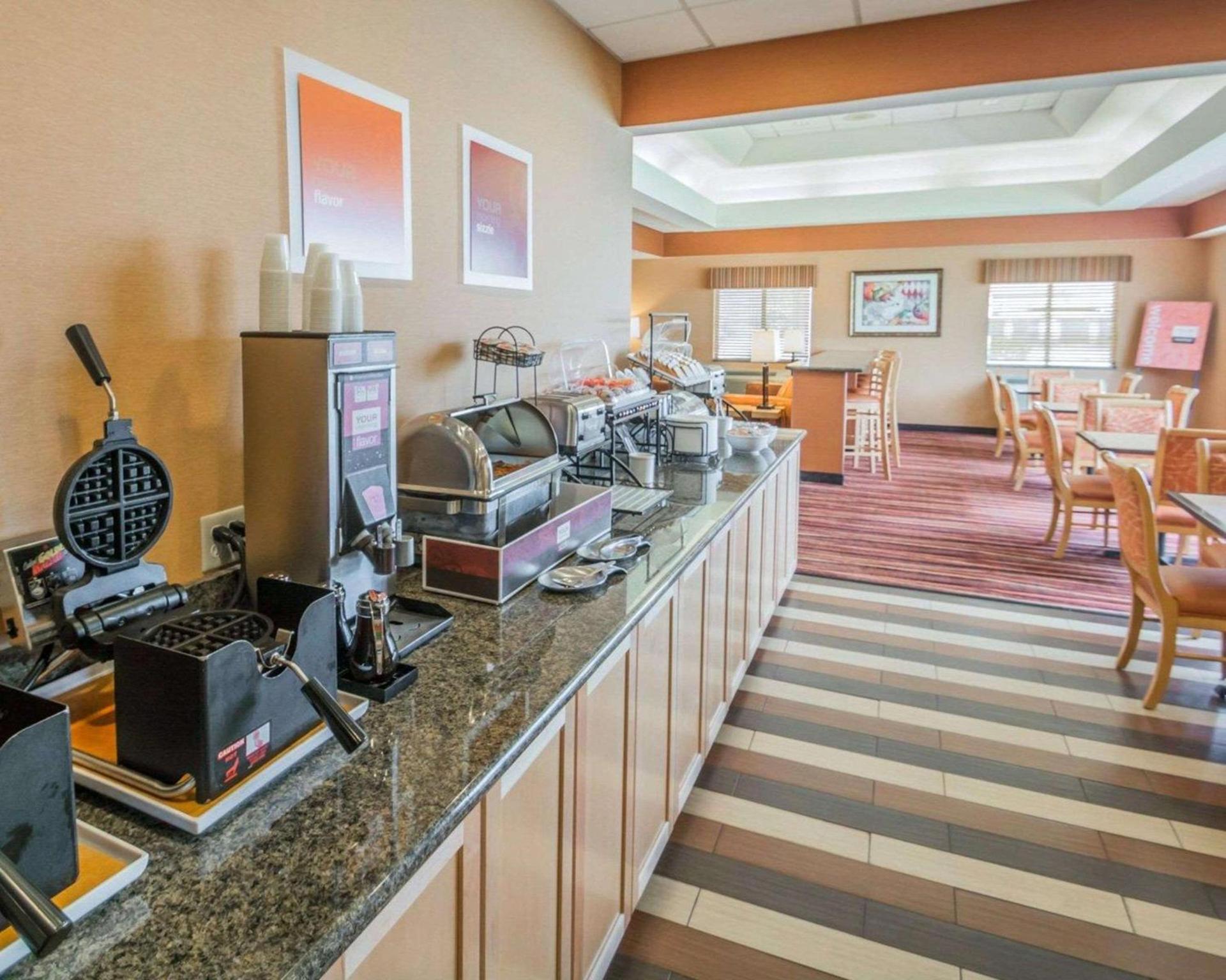 Comfort Inn - NYS Fairgrounds photo 39