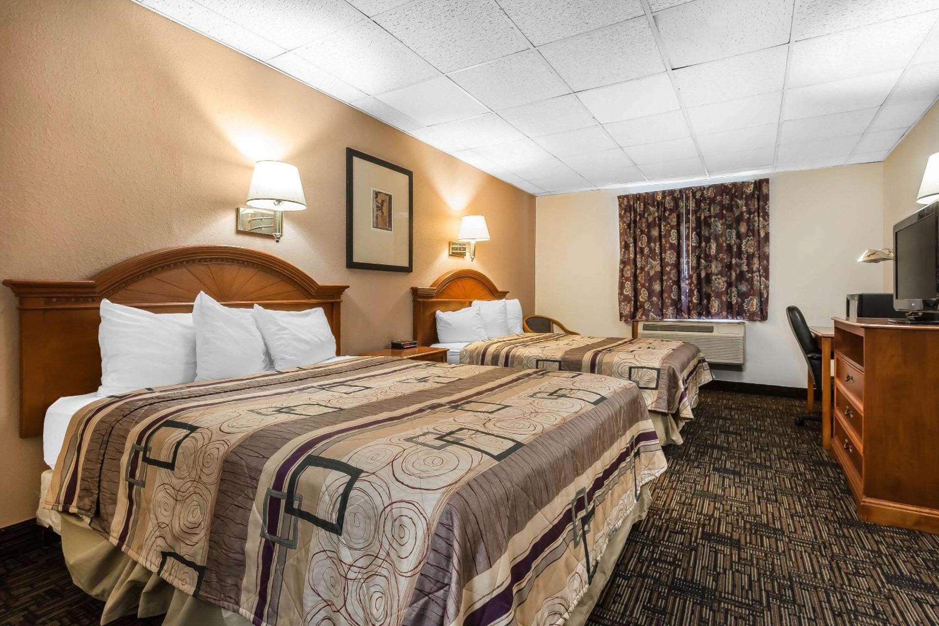 Quality Inn & Suites Binghamton Vestal photo 2