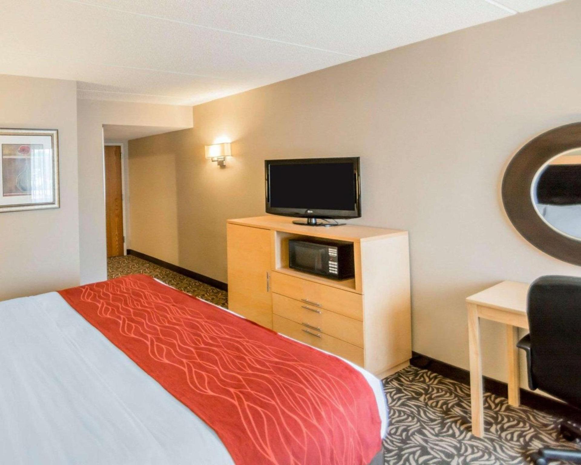 Comfort Inn - NYS Fairgrounds photo 21