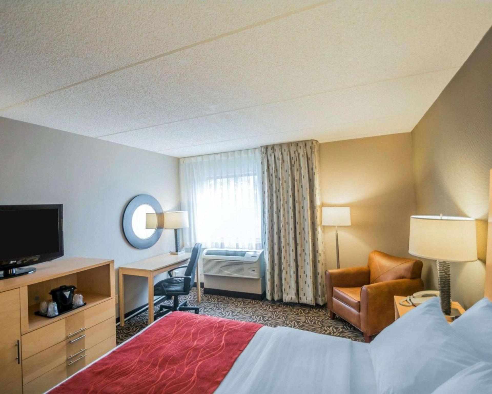 Comfort Inn - NYS Fairgrounds photo 32