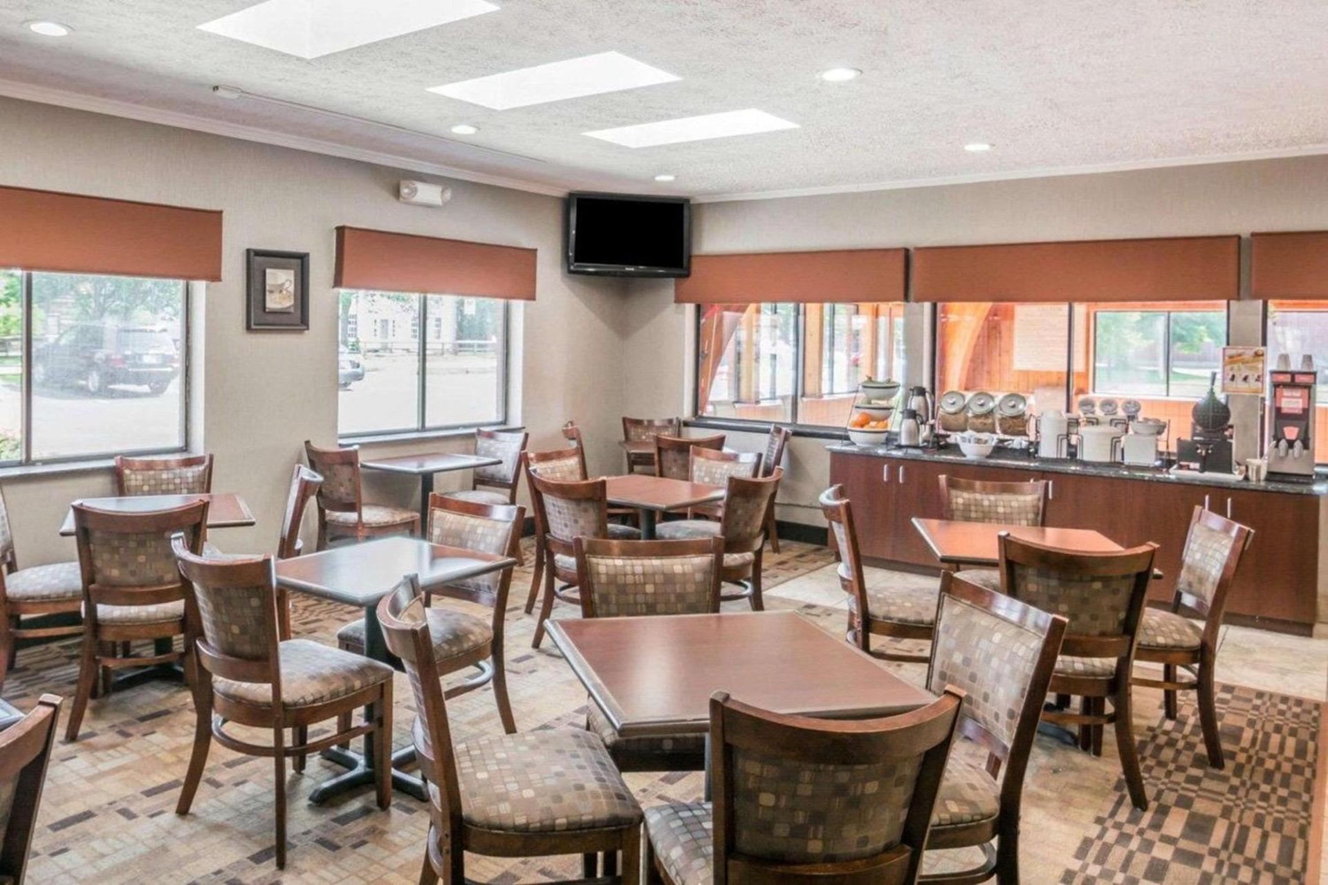 Quality Inn Corning photo 25