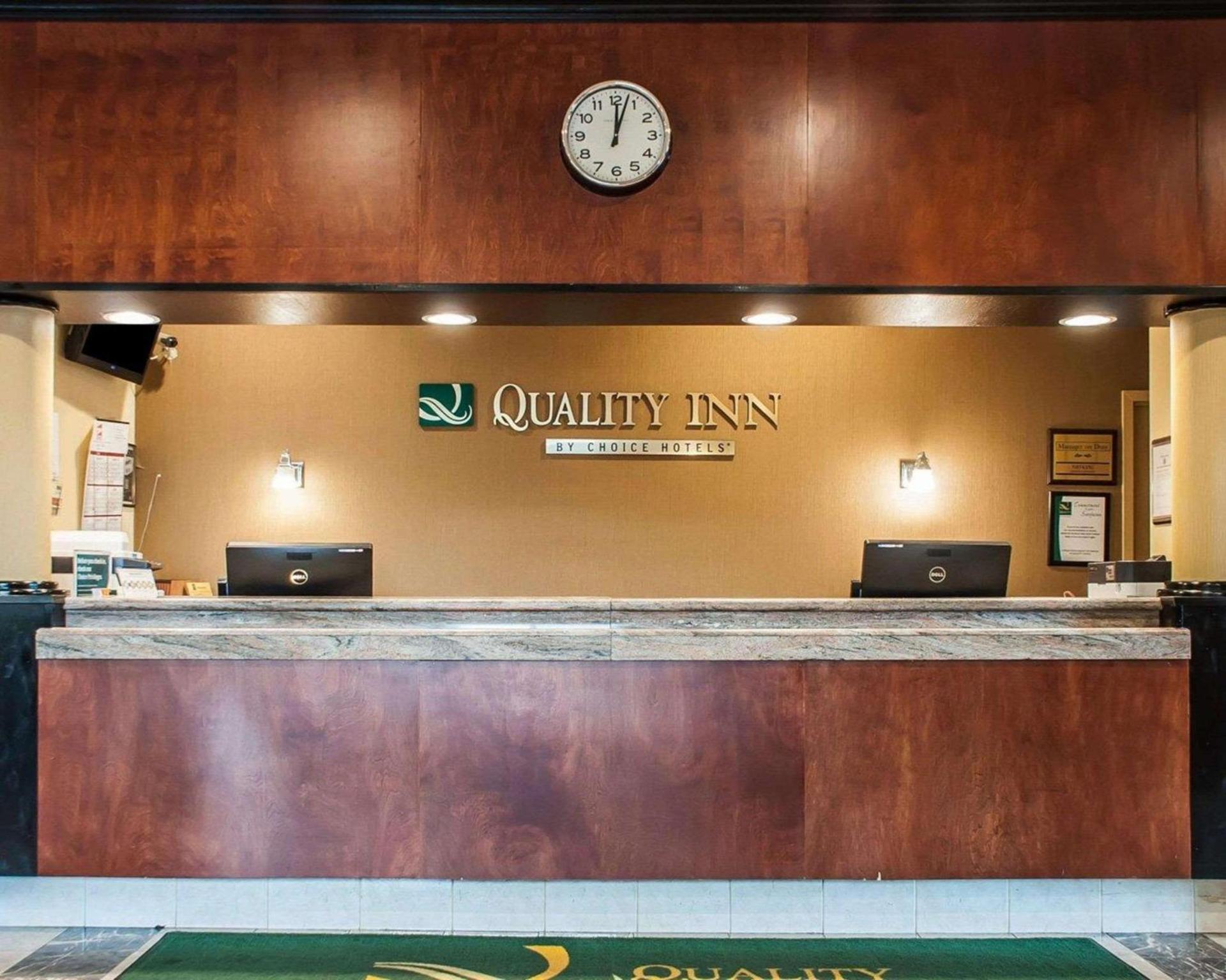 Quality Inn Buffalo Airport photo 5