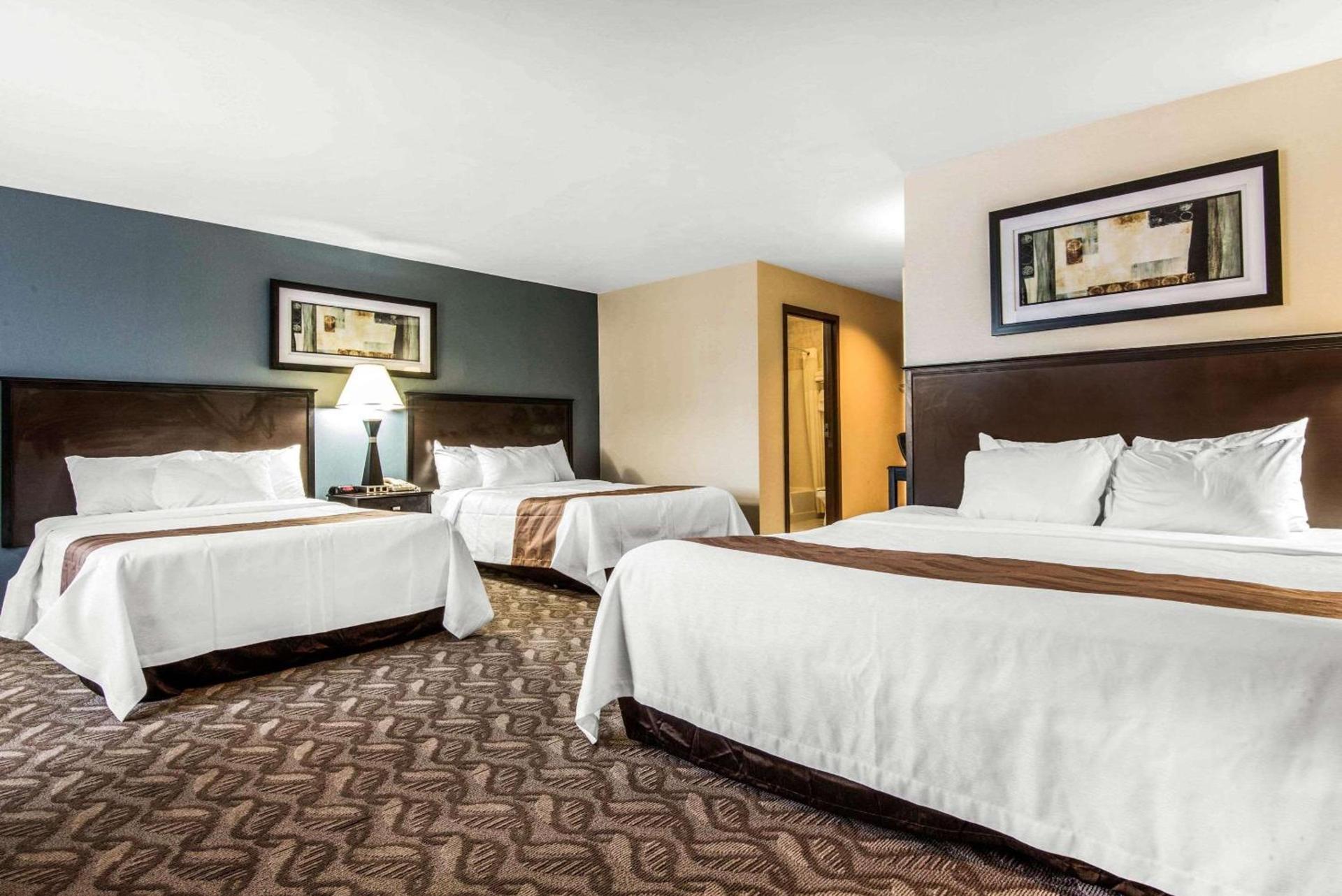 Quality Inn - Niagara Falls Blvd photo 13