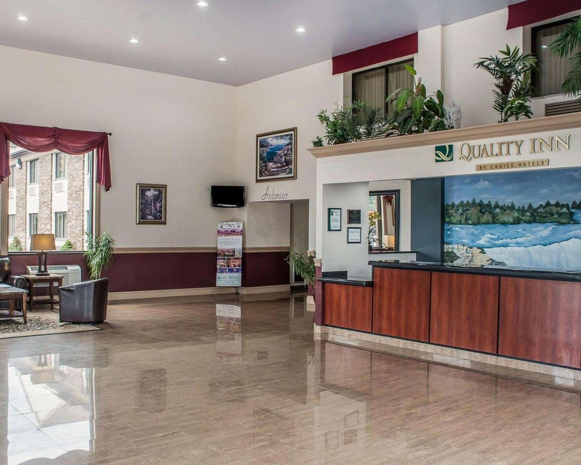 Quality Inn - Niagara Falls Blvd photo 4