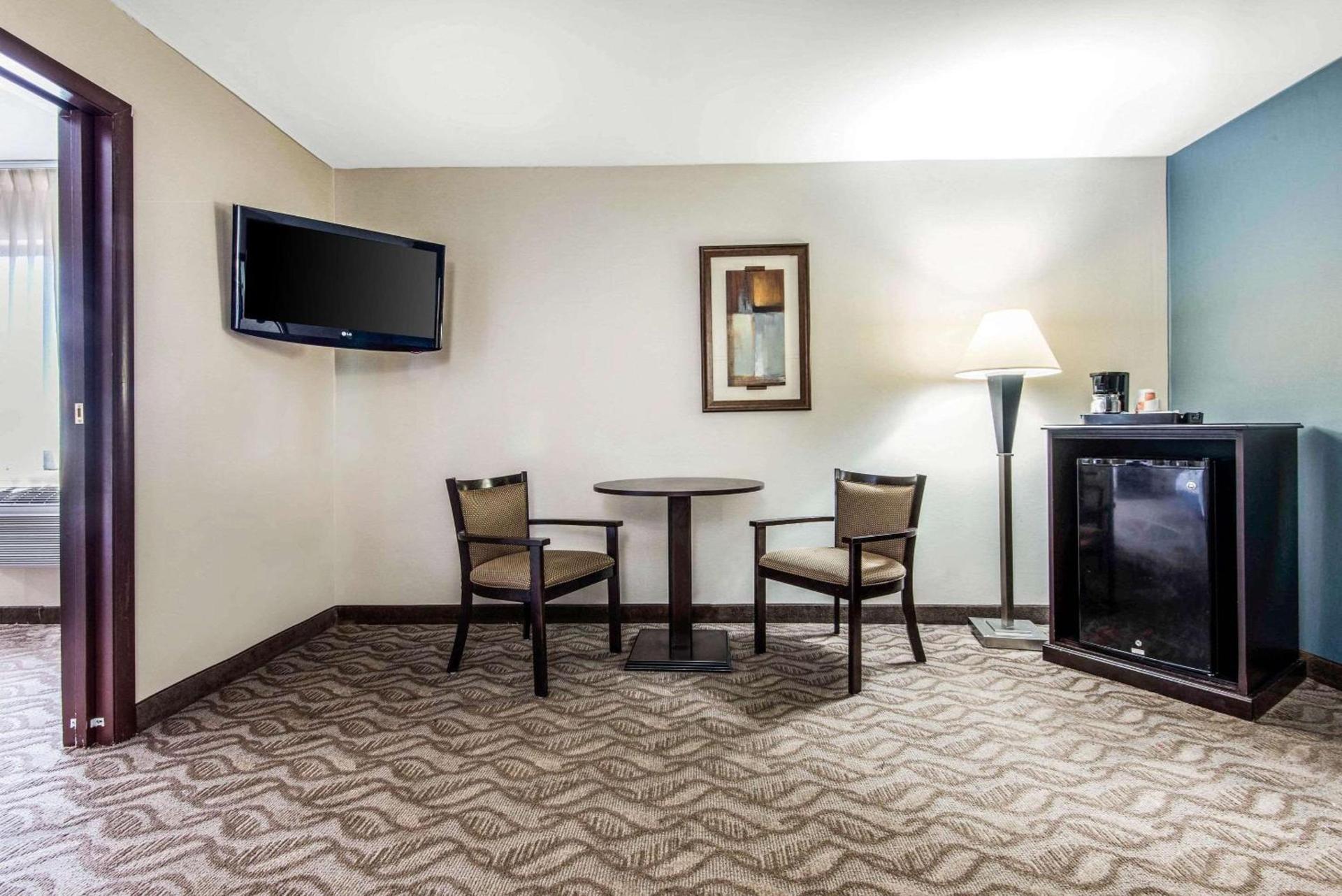 Quality Inn - Niagara Falls Blvd photo 30