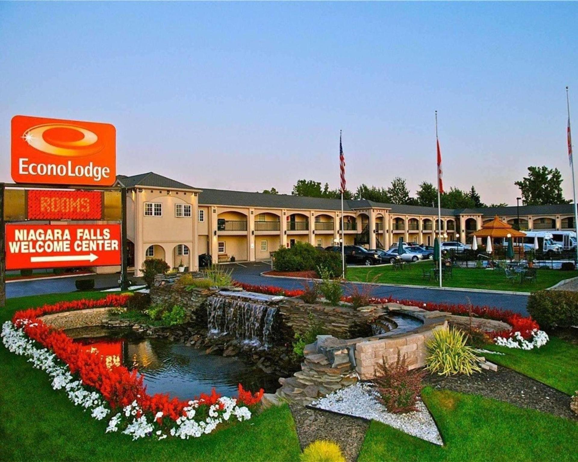 Econo Lodge at the Falls North — hotel in Niagara Falls
