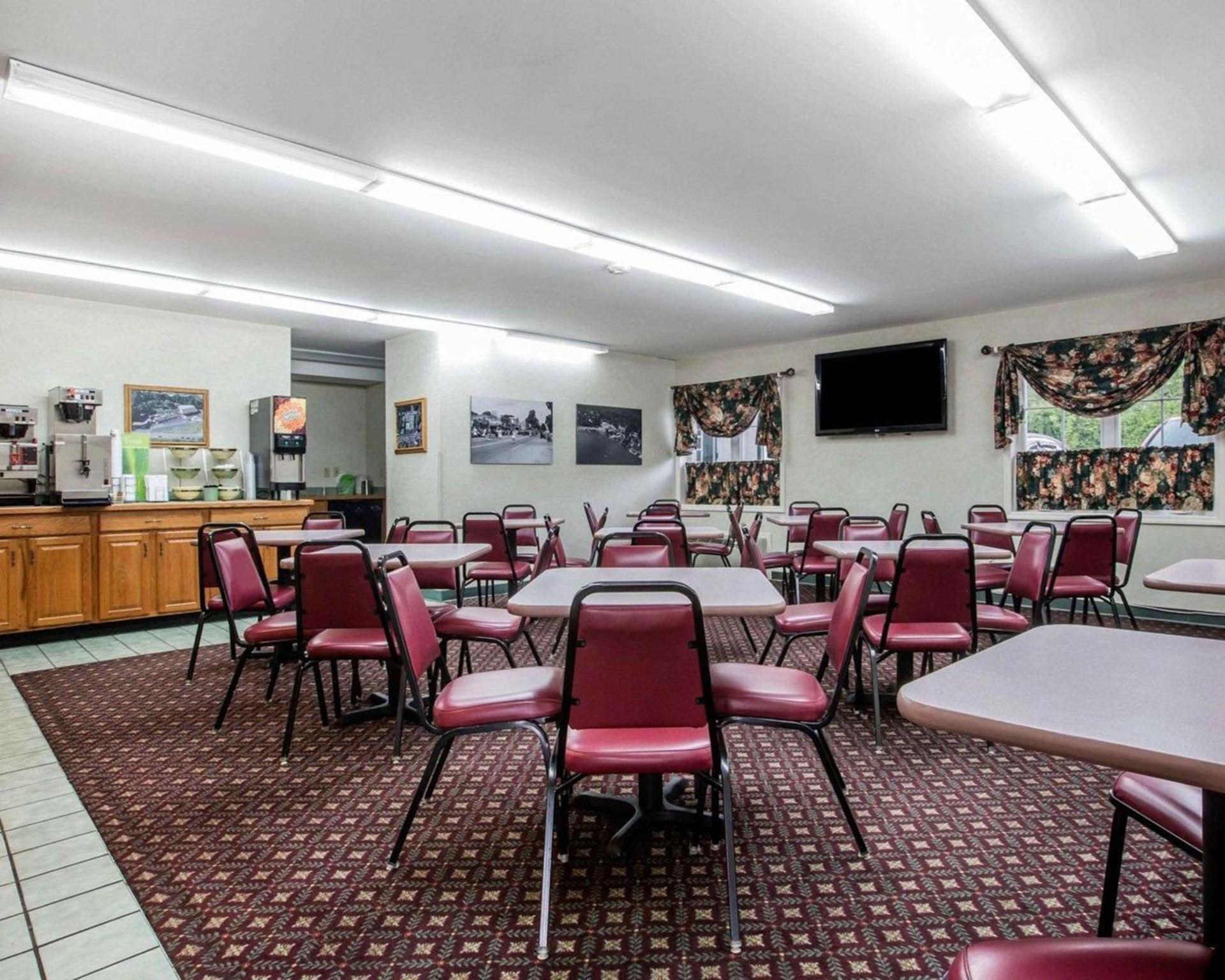 Quality Inn Lake George photo 19
