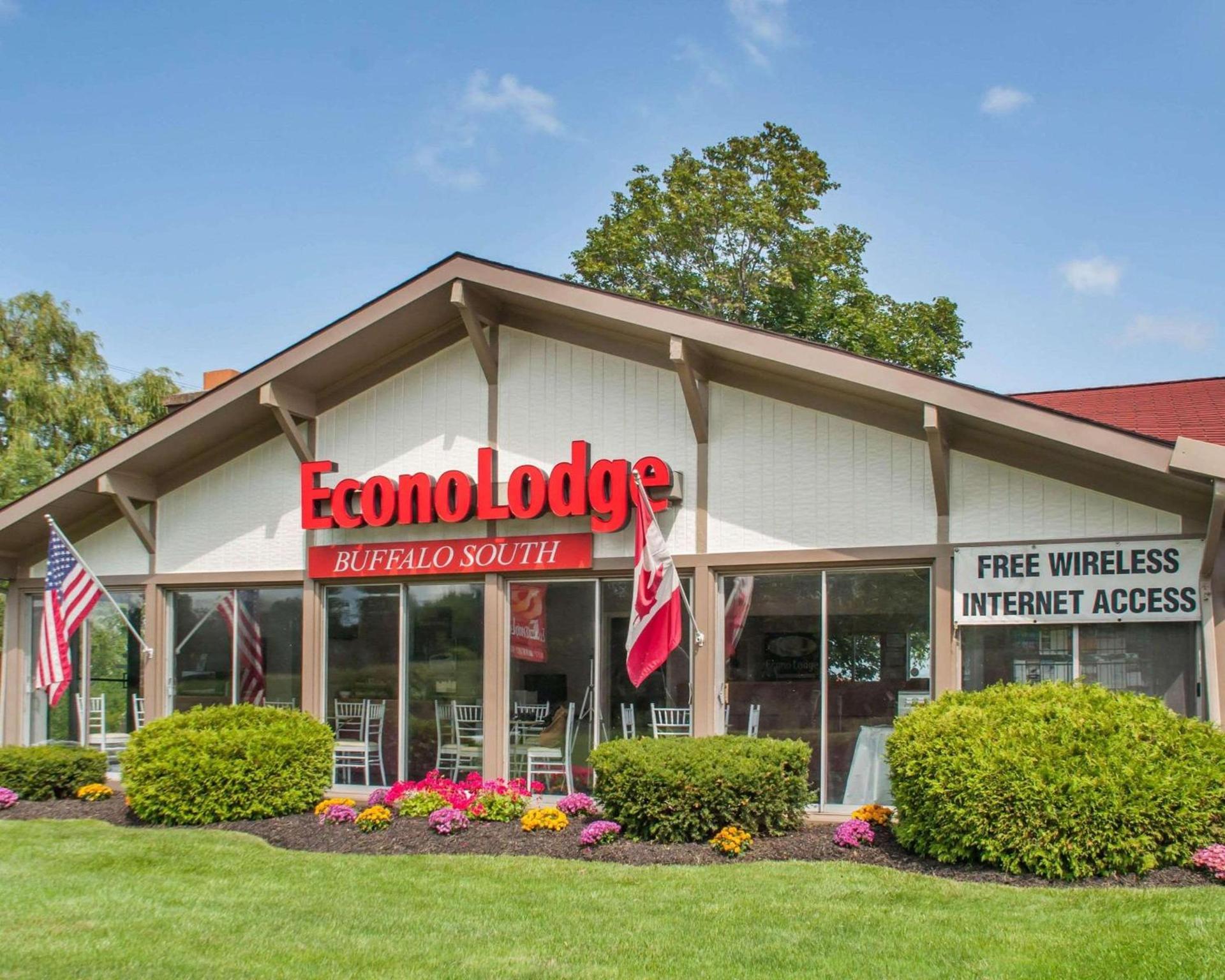 Econo Lodge Buffalo South photo 2