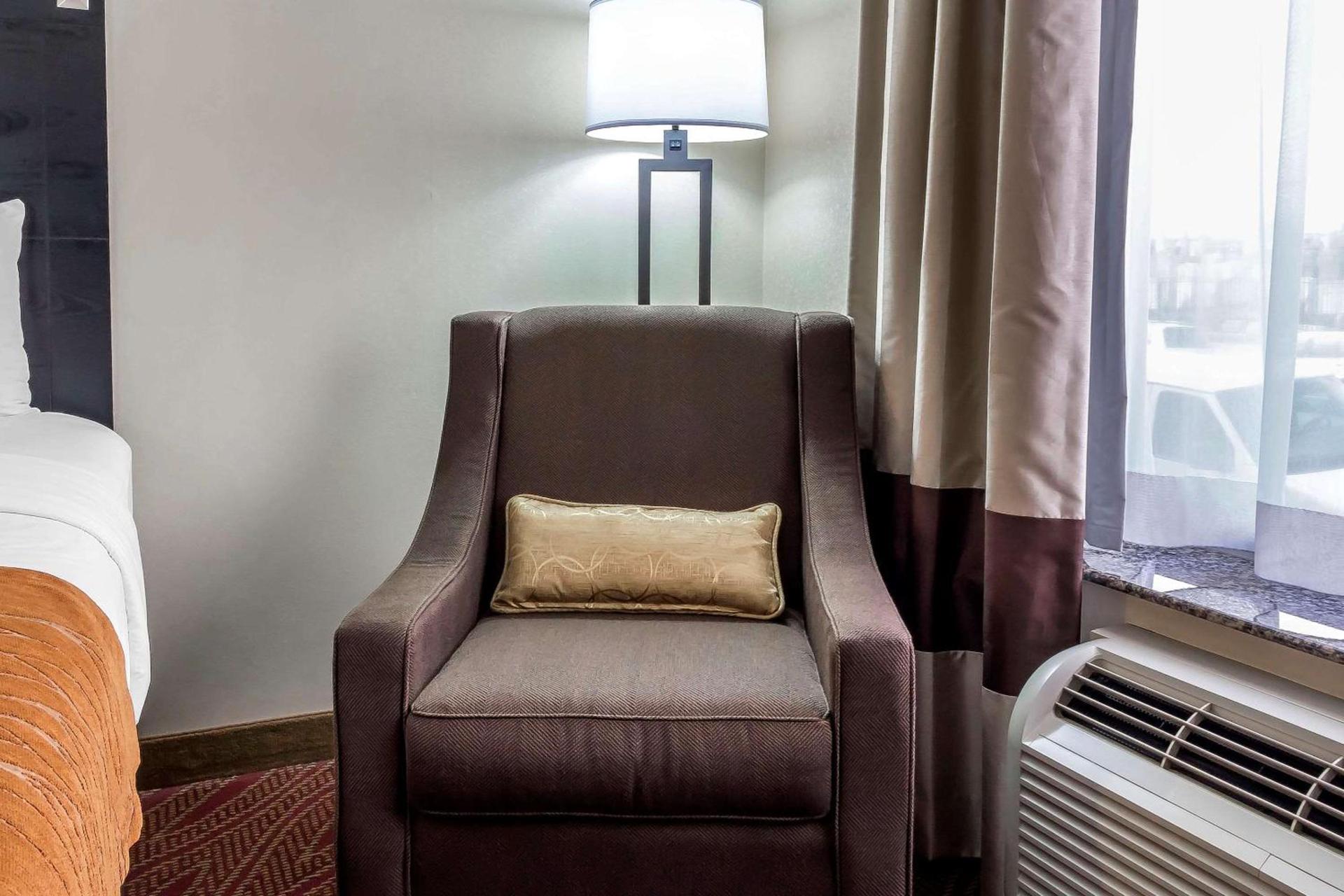 Comfort Inn & Suites LaGuardia Airport photo 20