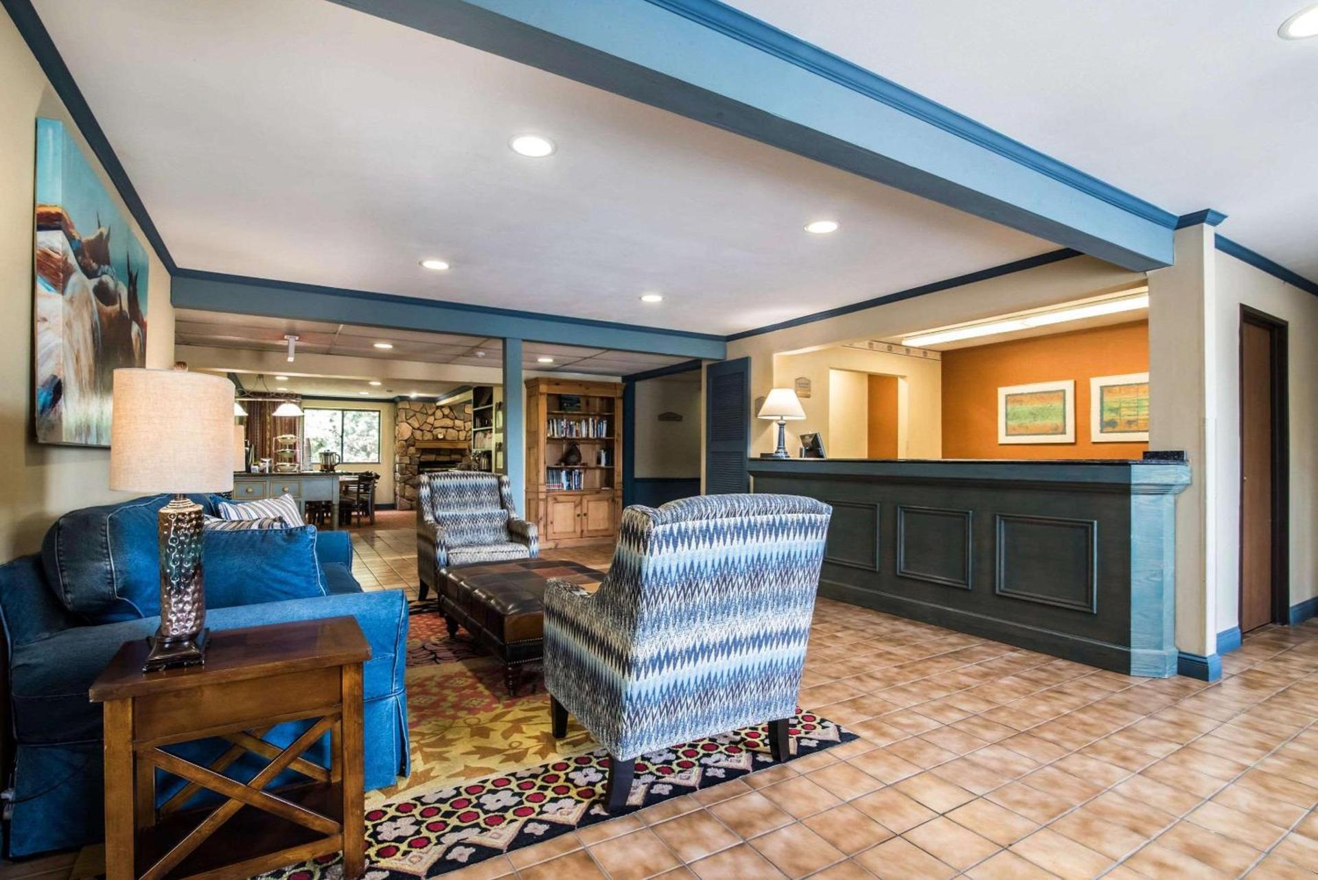 Quality Inn Cortland - University Area photo 8
