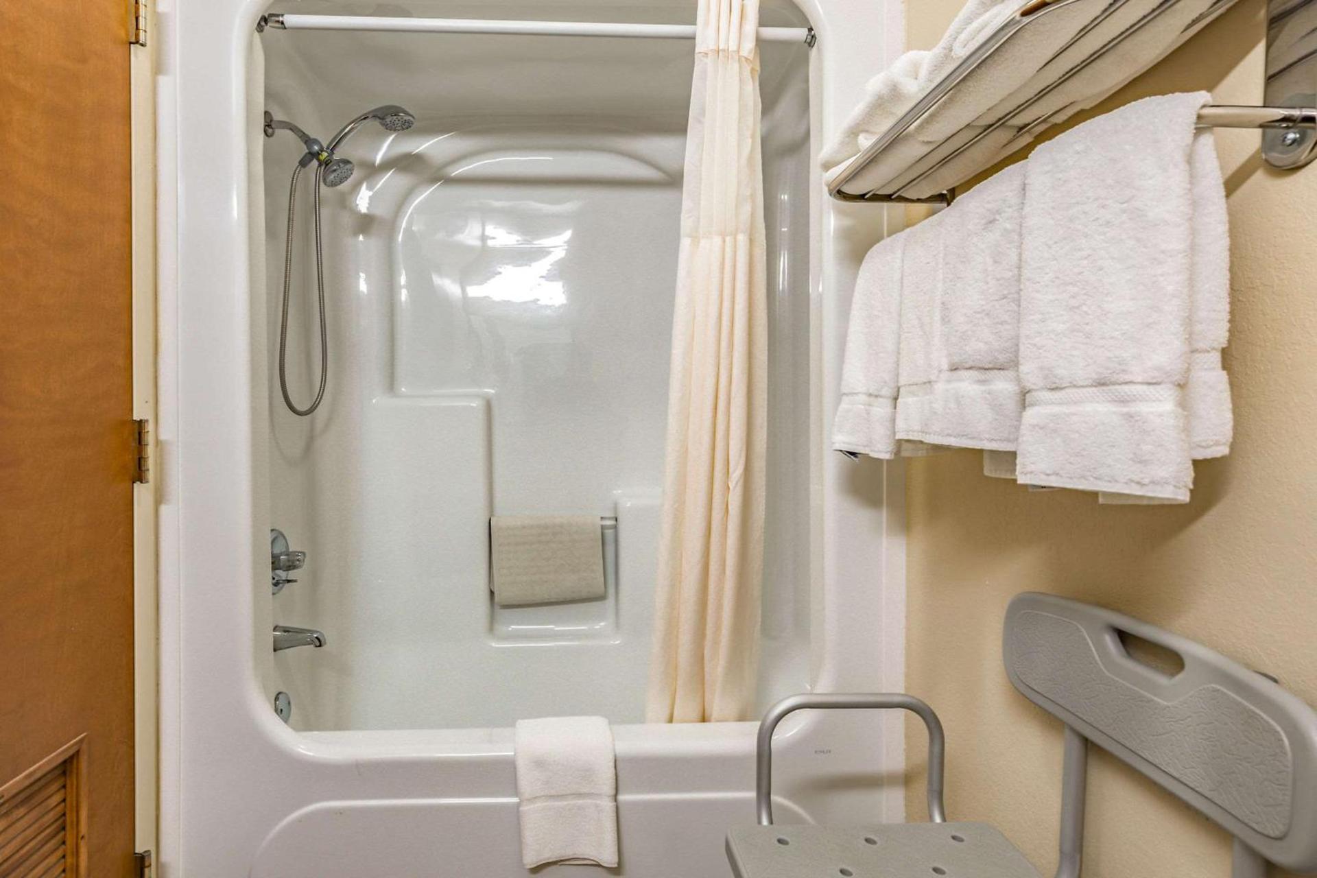 Quality Inn Schenectady - Albany photo 6