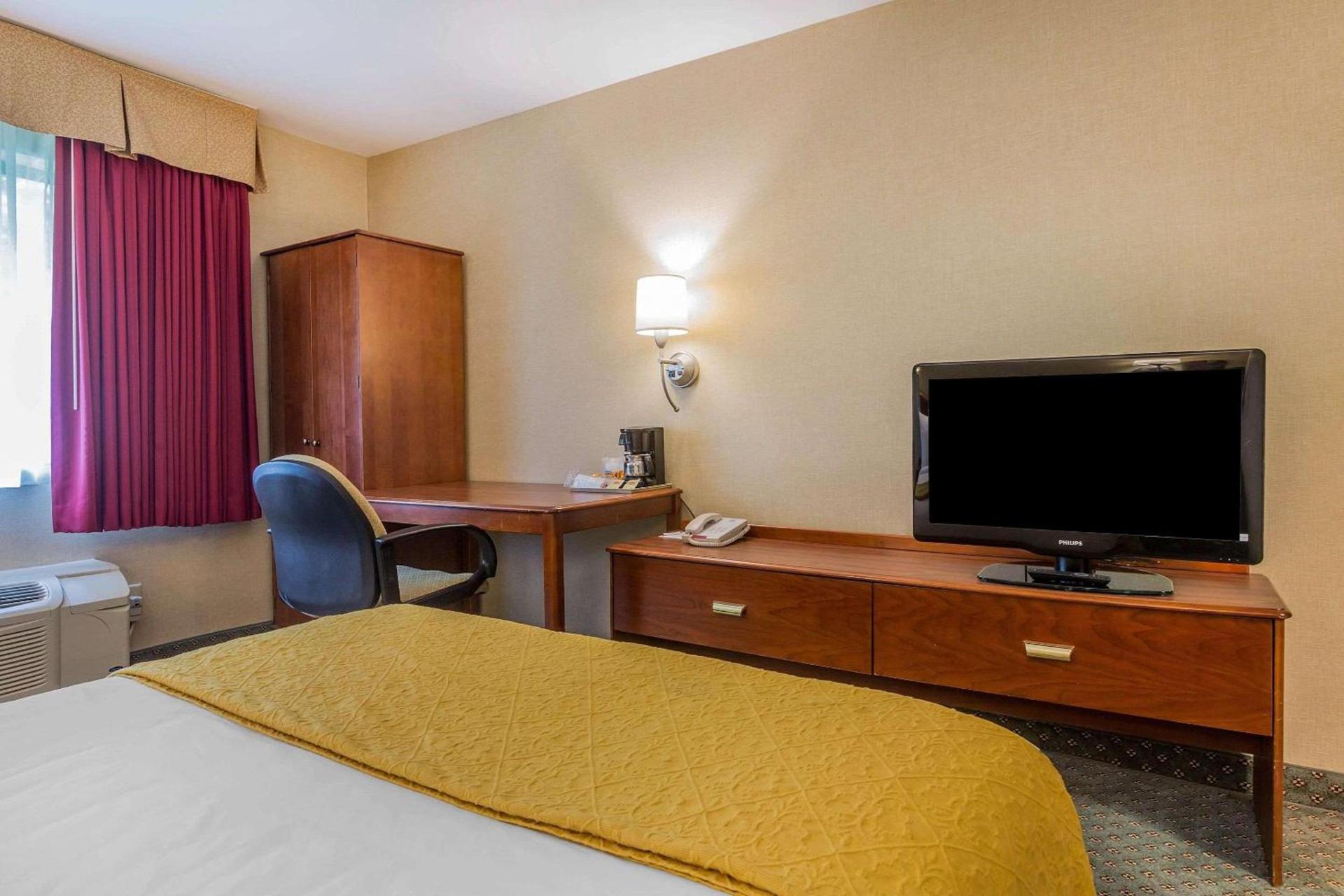 Quality Inn Hyde Park - Poughkeepsie North photo 7