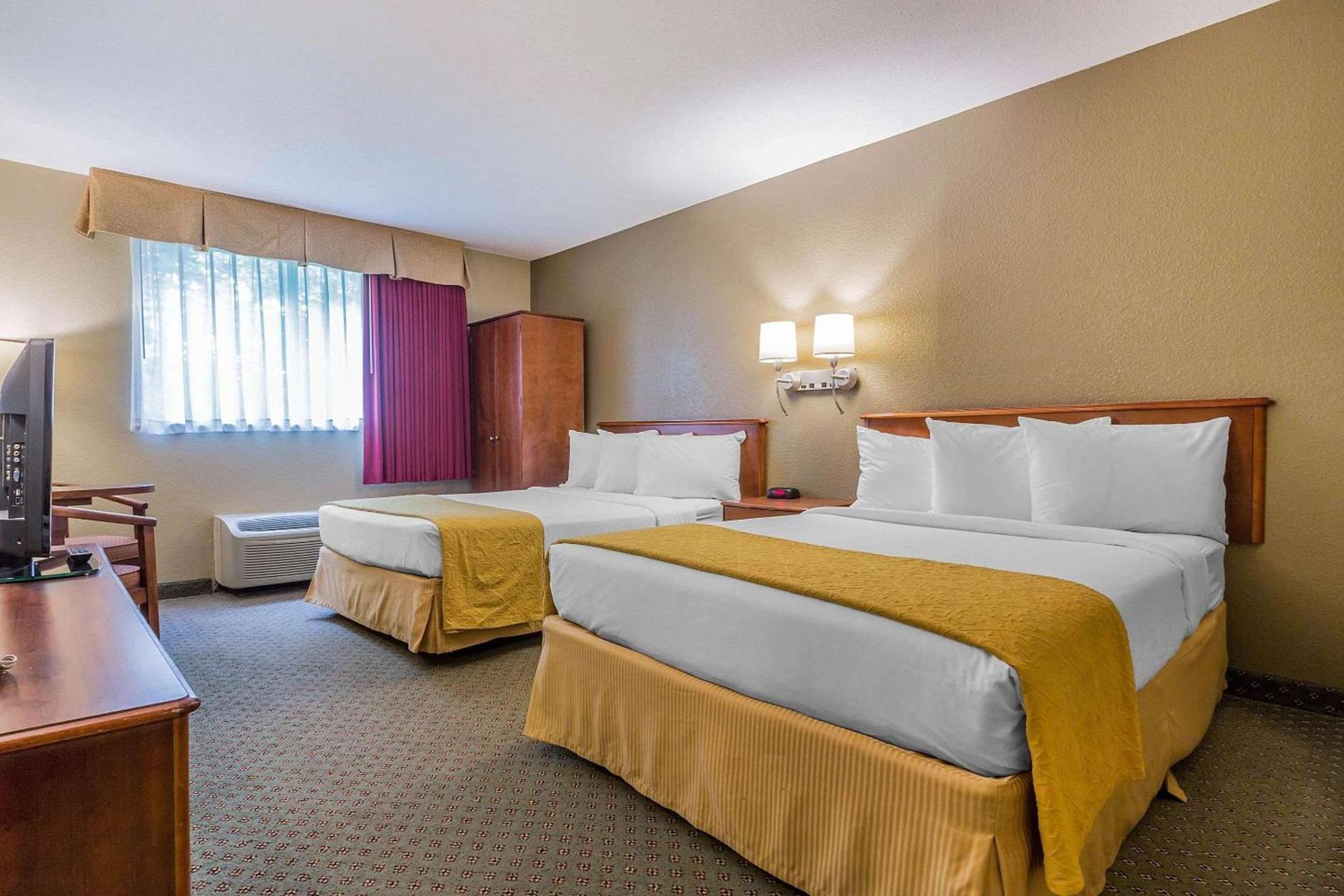 Quality Inn Hyde Park - Poughkeepsie North photo 9