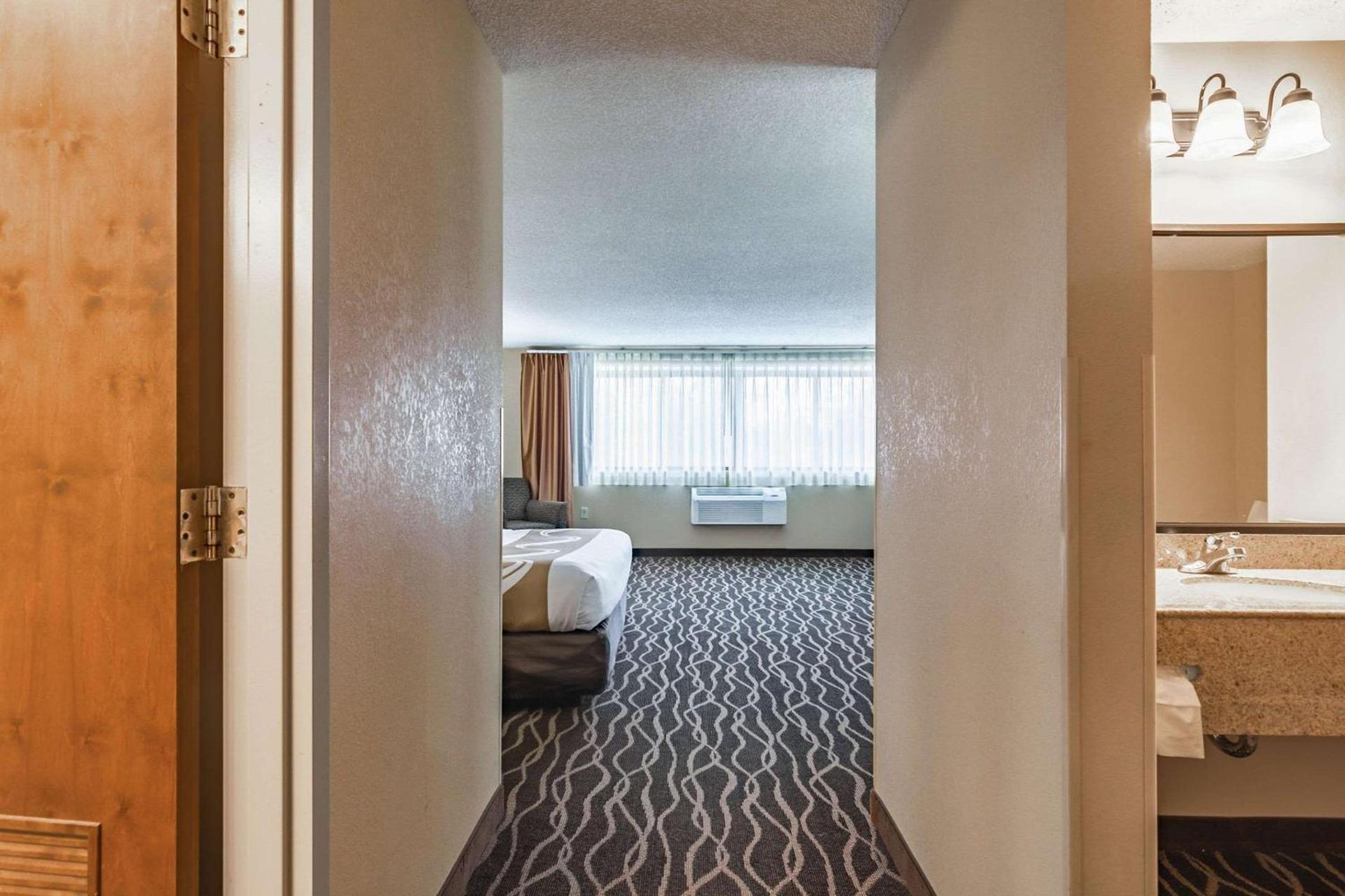 Quality Inn Schenectady - Albany photo 23