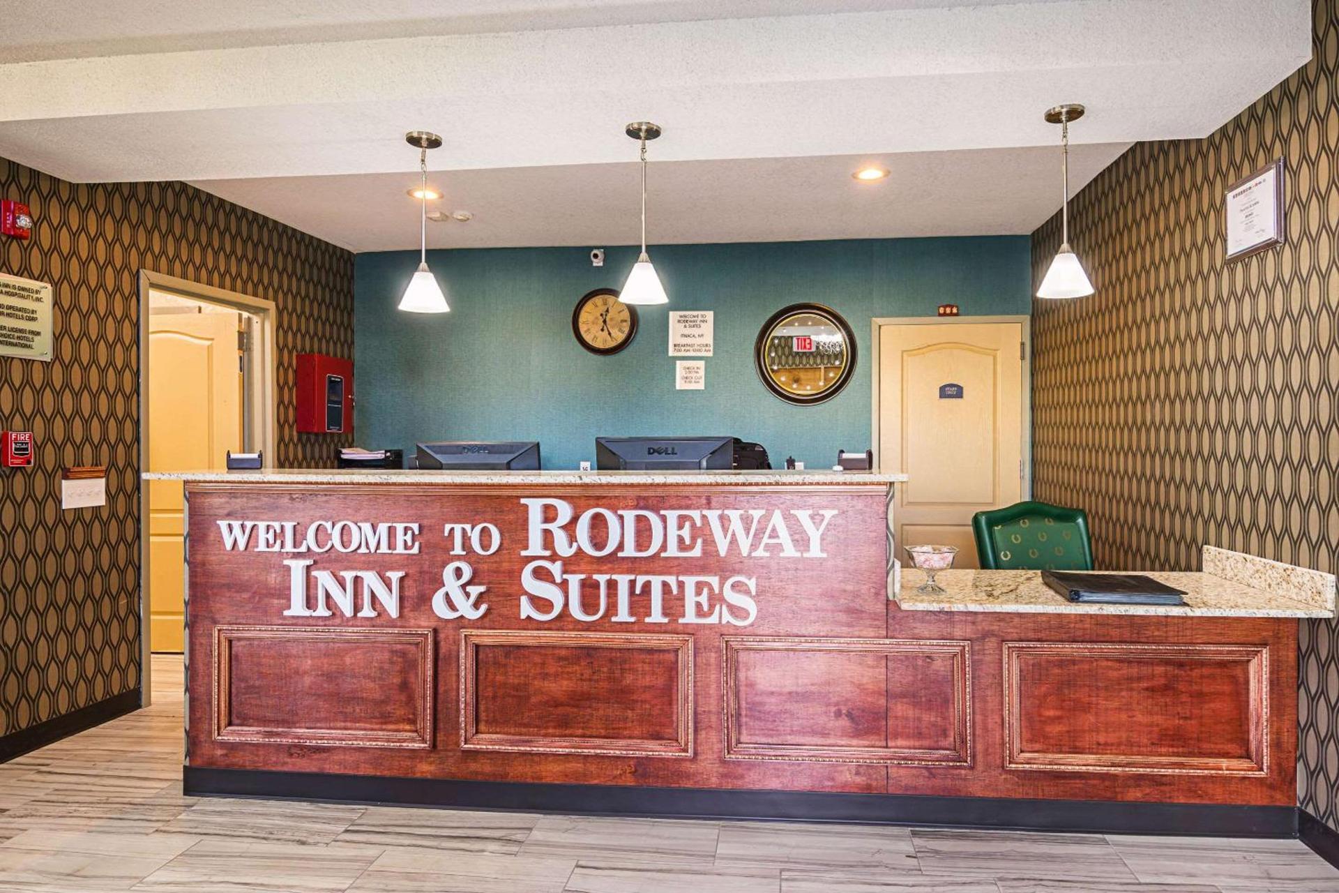 Rodeway Inn & Suites photo 4