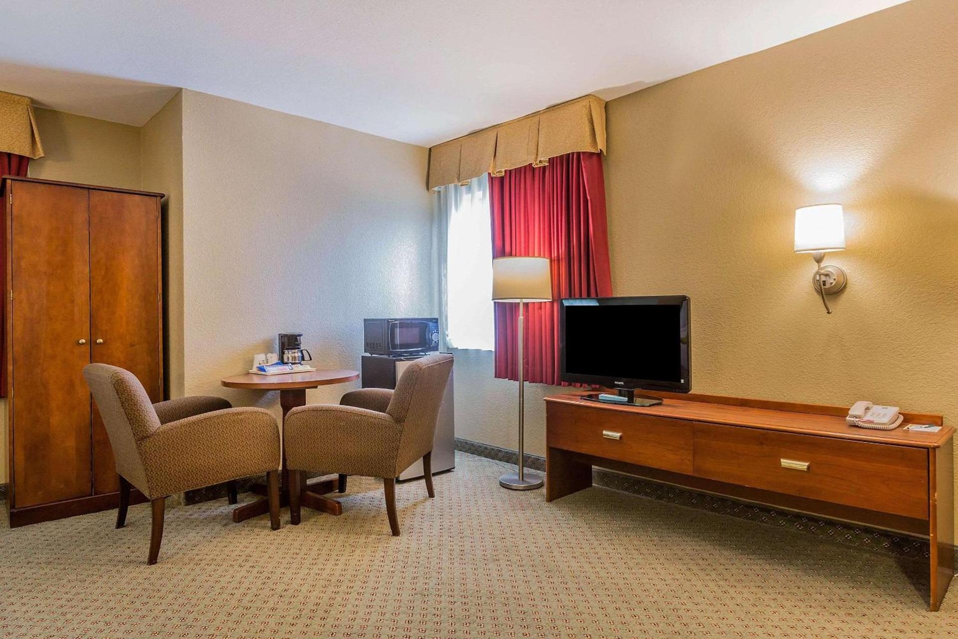 Quality Inn Hyde Park - Poughkeepsie North photo 15