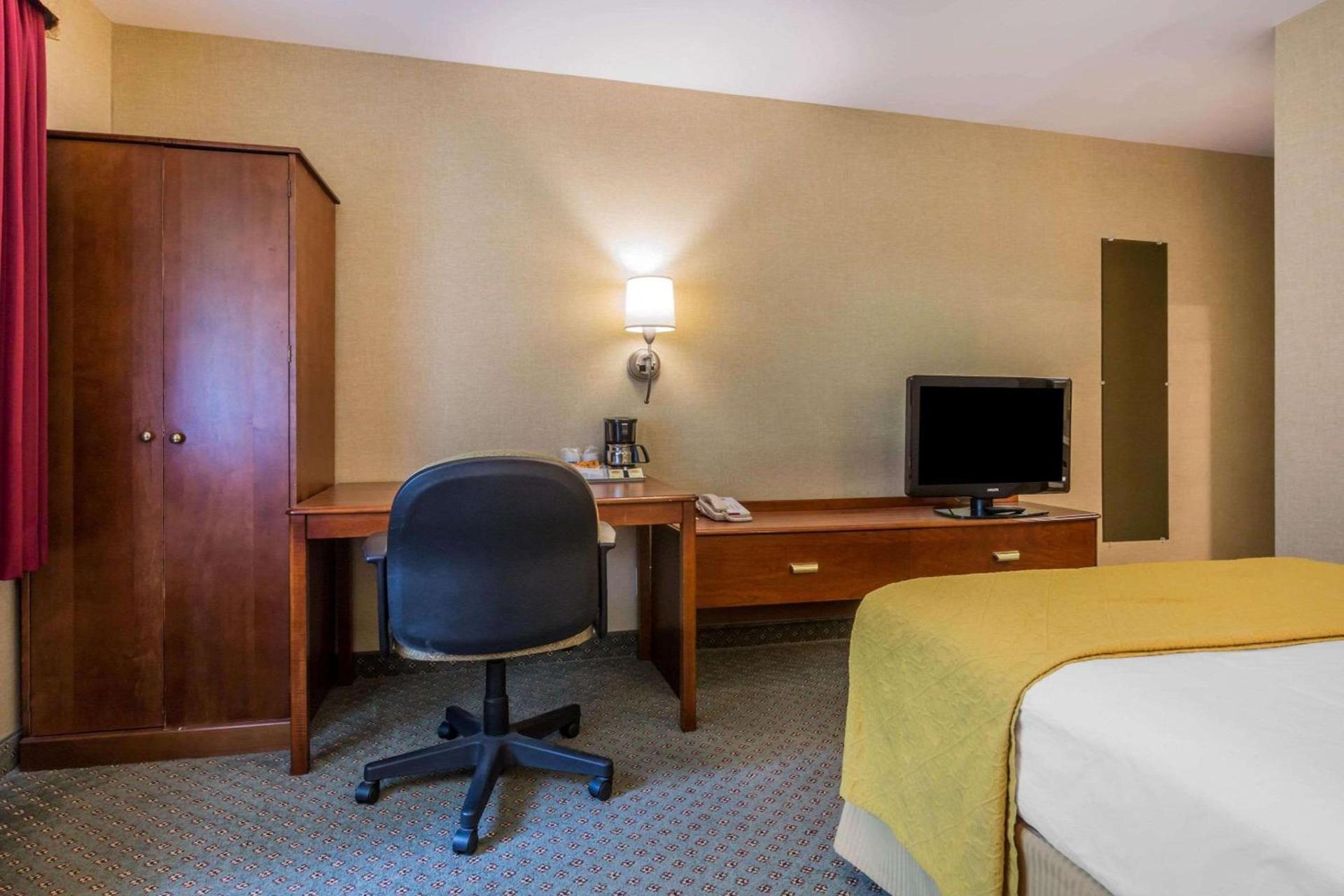 Quality Inn Hyde Park - Poughkeepsie North photo 17