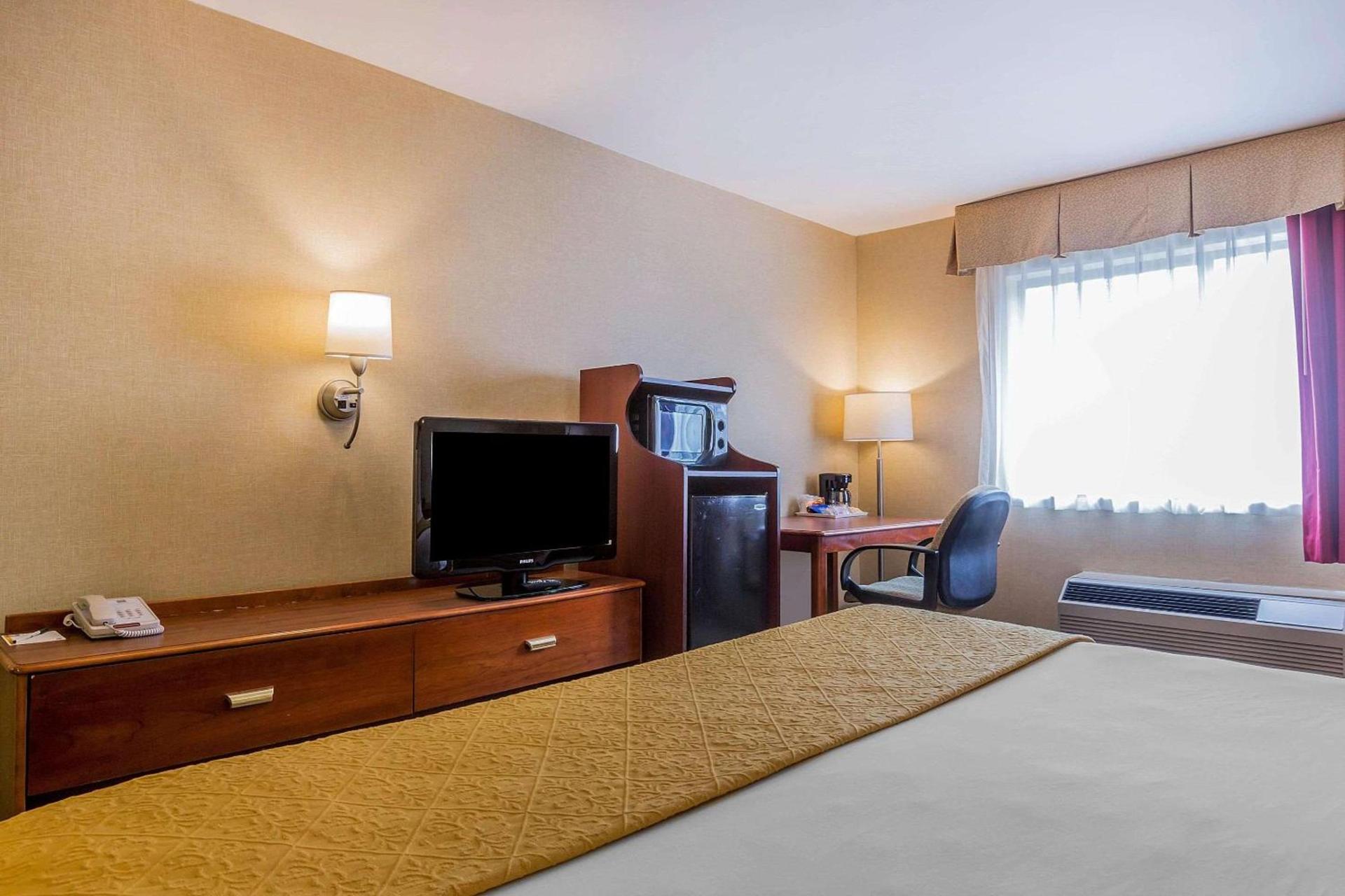 Quality Inn Hyde Park - Poughkeepsie North photo 21