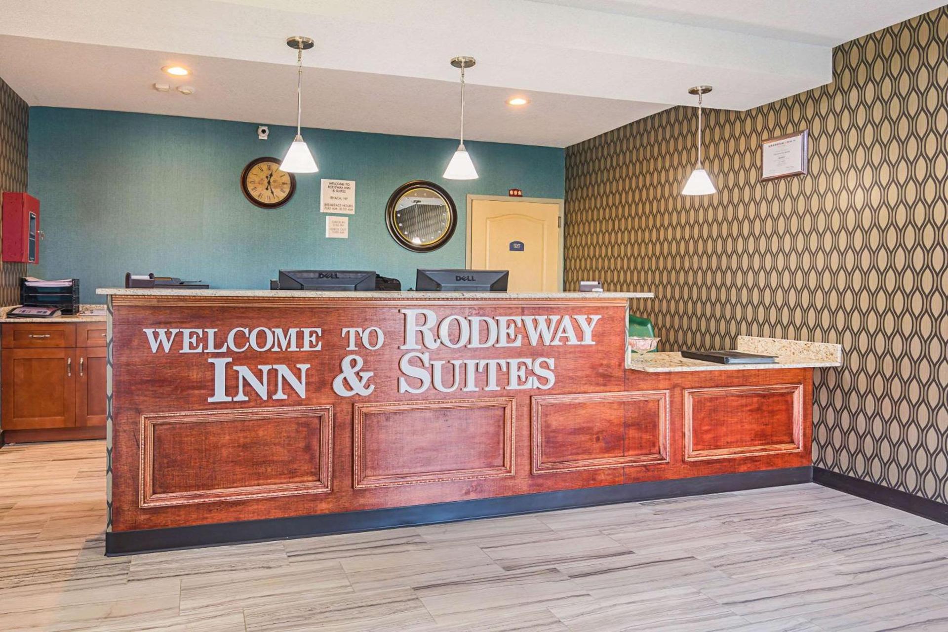 Rodeway Inn & Suites photo 2