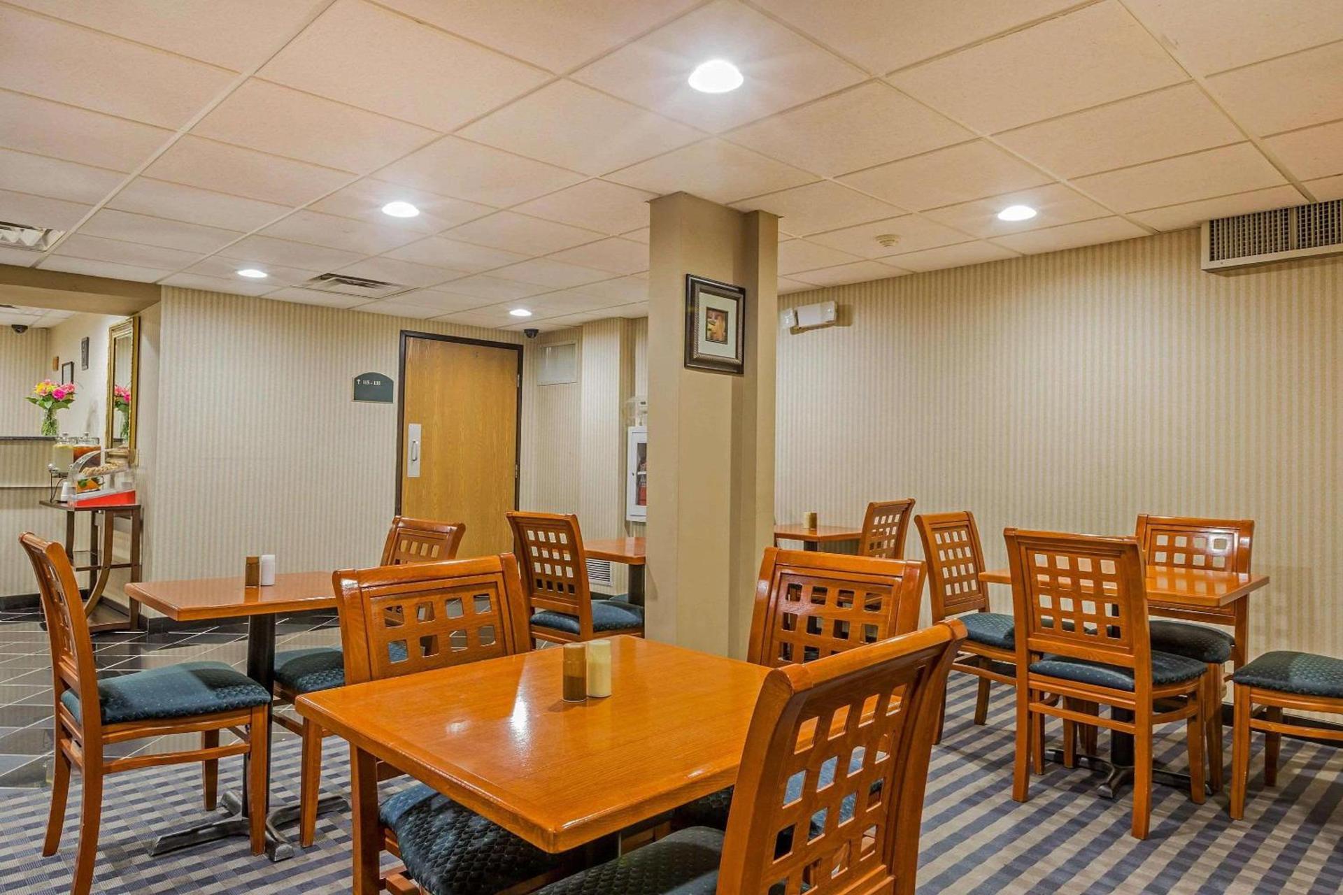 Quality Inn Hyde Park - Poughkeepsie North photo 23