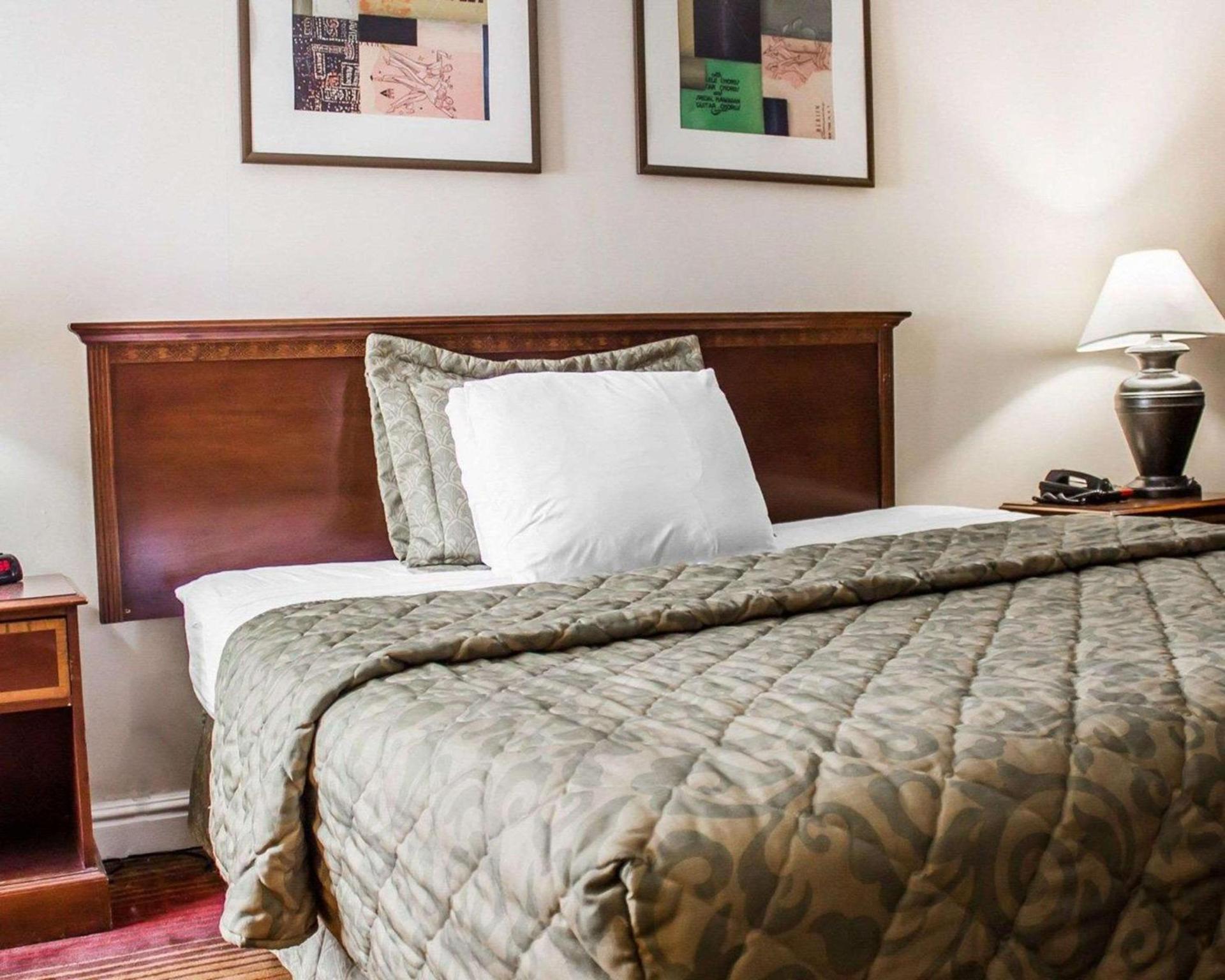 Rodeway Inn Huntington Station - Melville photo 15