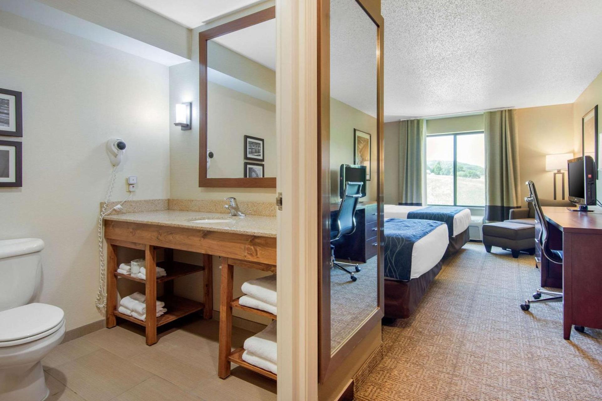 City Express by Marriott Milford Cooperstown photo 14