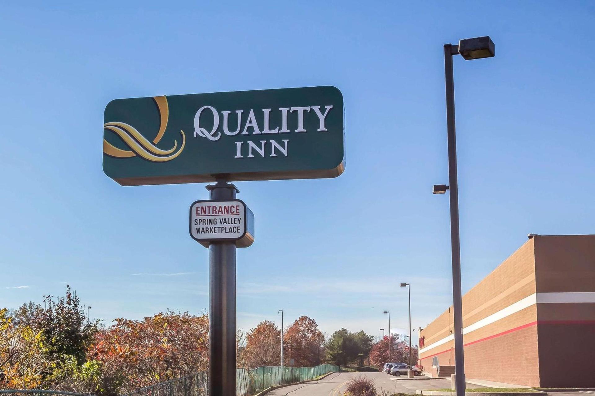 Quality Inn Spring Valley - Nanuet photo 2