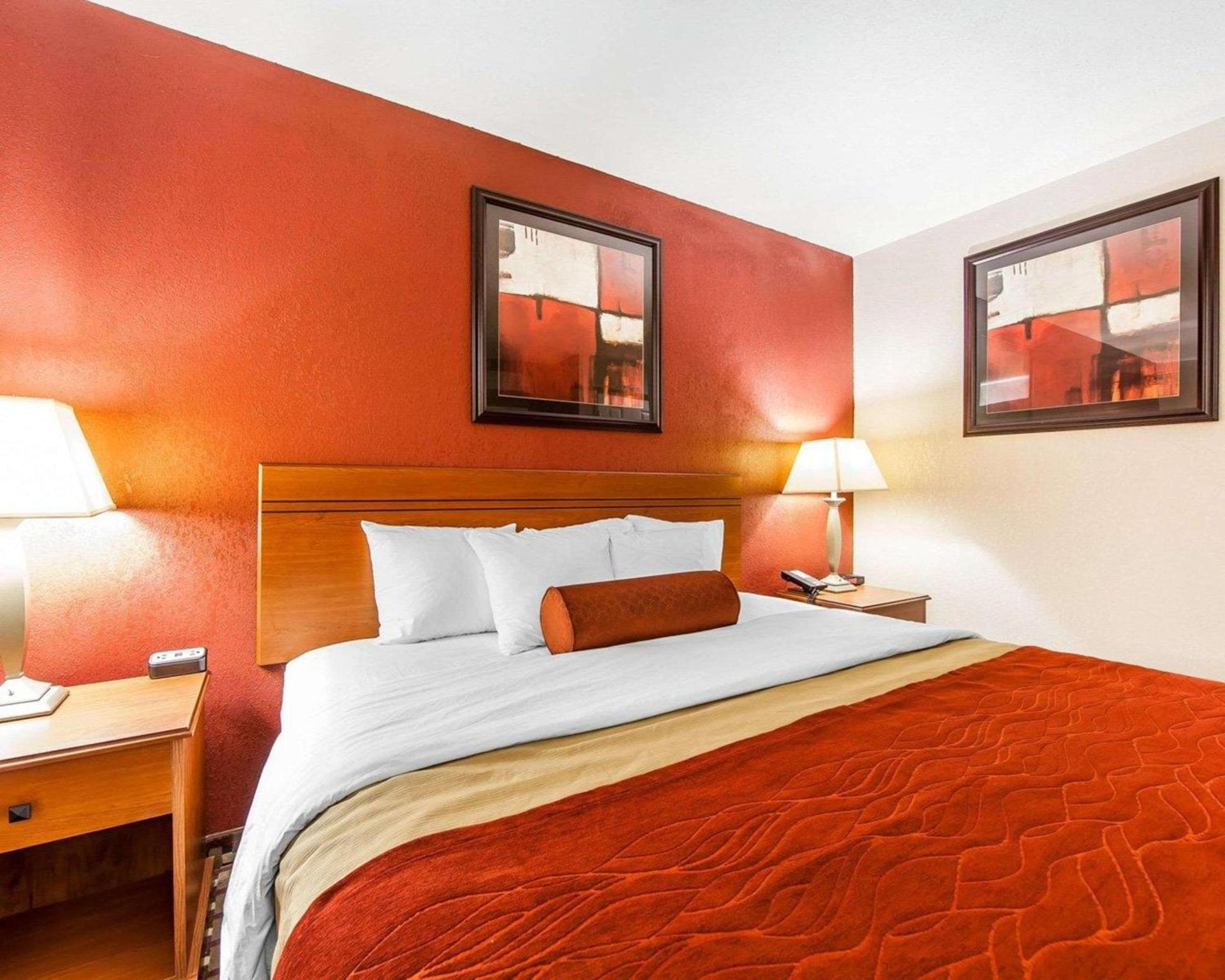 Quality Inn Seaman photo 7