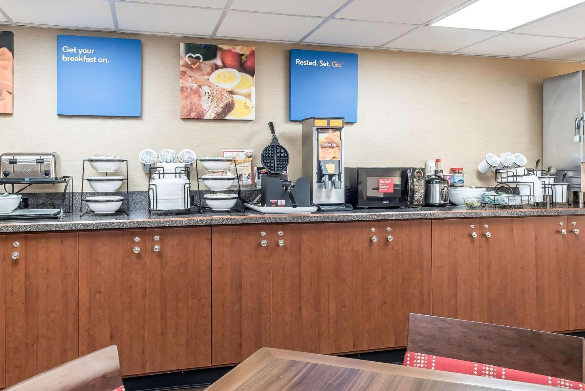 Comfort Inn & Suites Piqua-Near Troy-I75 photo 37