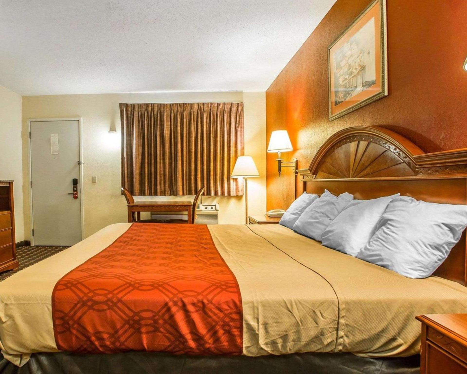 Howard Johnson by Wyndham Montpelier photo 18