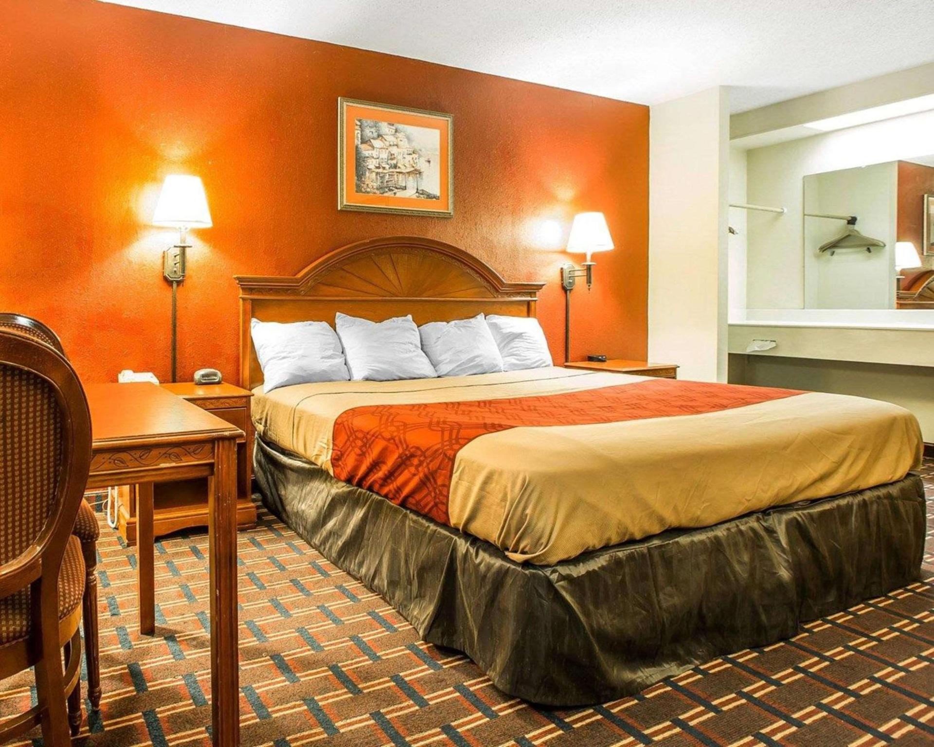 Howard Johnson by Wyndham Montpelier photo 10