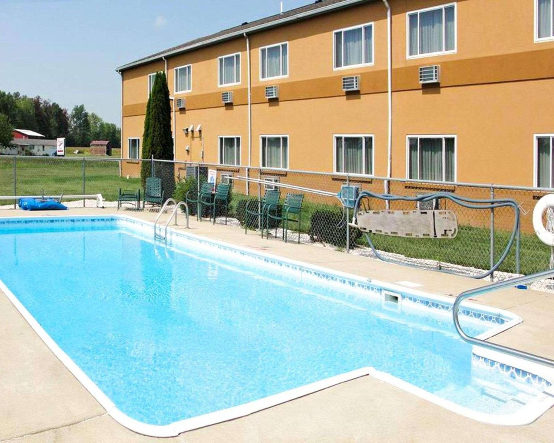 Quality Inn Seaman photo 13