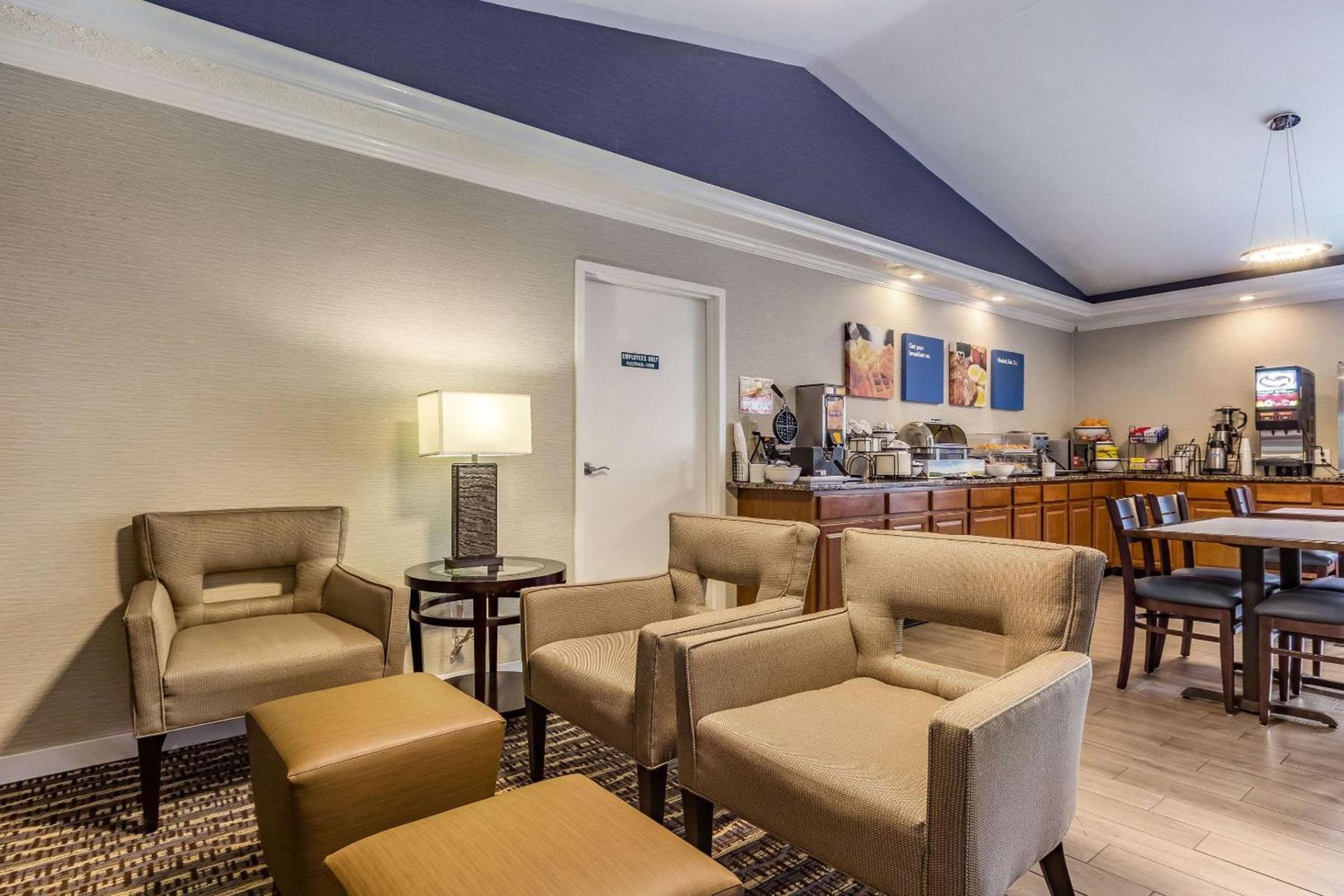Comfort Inn Independence - Cleveland photo 25