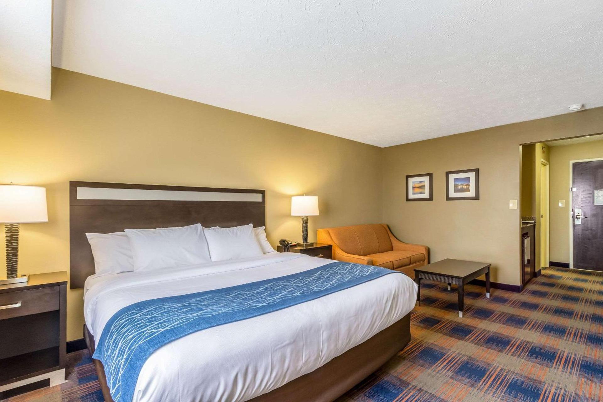 Comfort Inn Independence - Cleveland photo 21