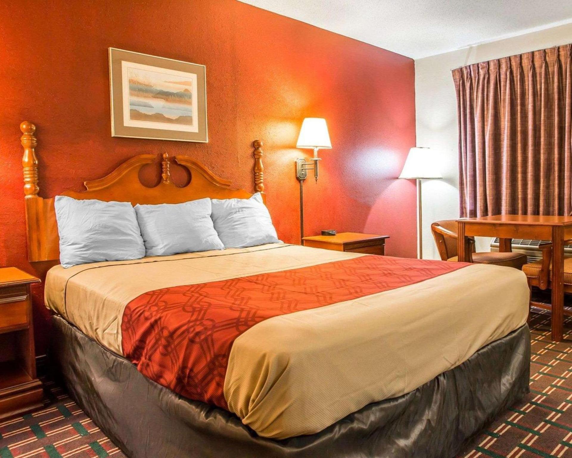 Howard Johnson by Wyndham Montpelier photo 17