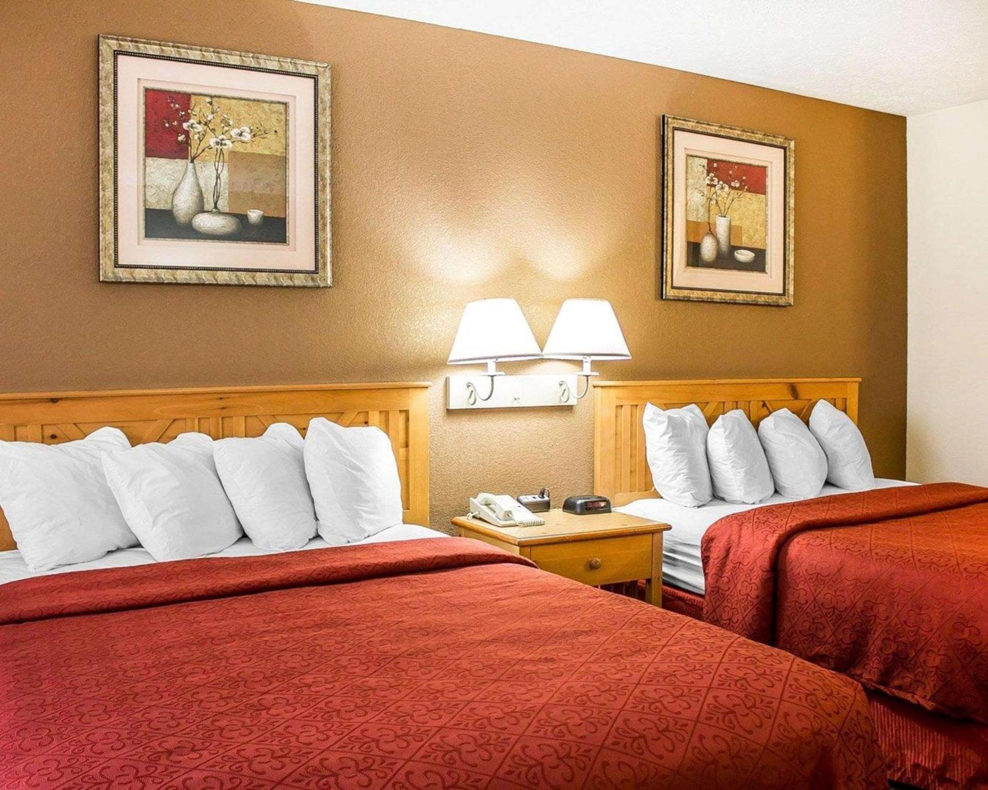 Quality Inn Elyria photo 8