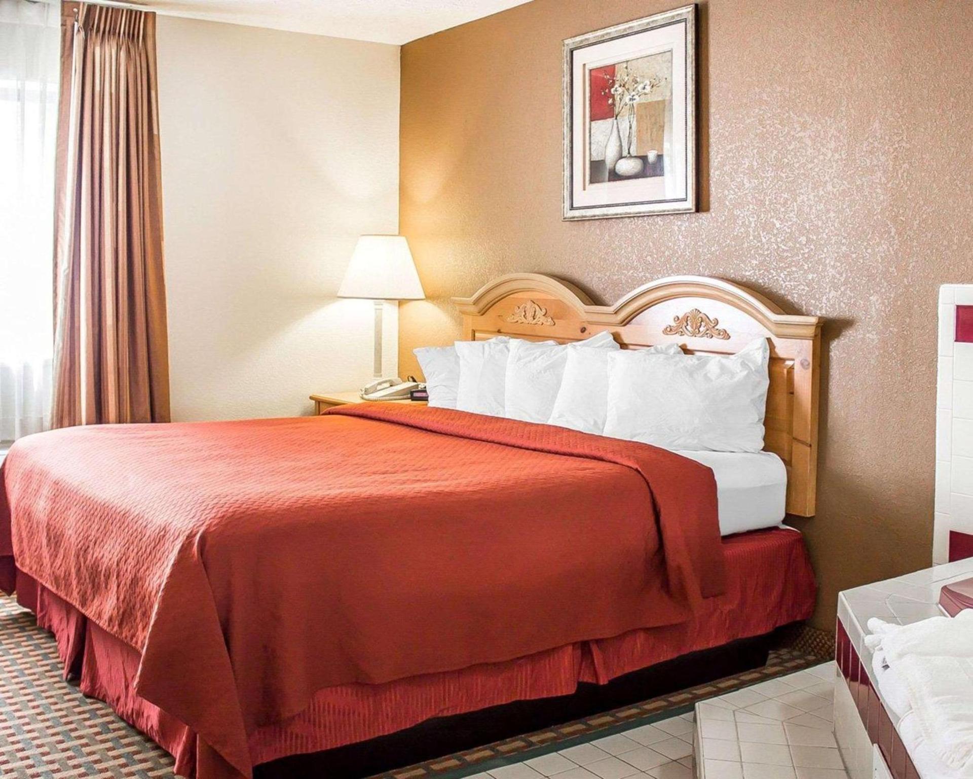 Quality Inn Elyria photo 7