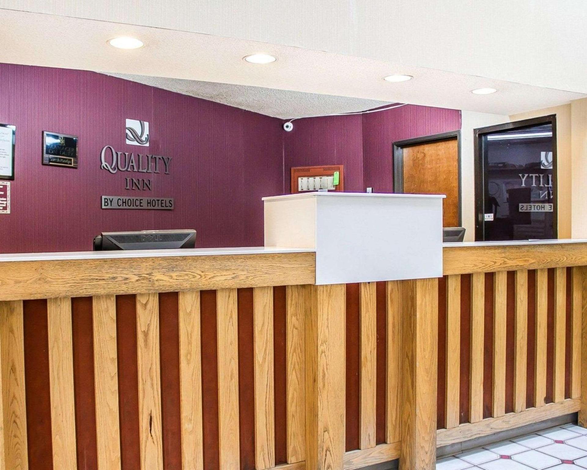 Quality Inn Elyria photo 6