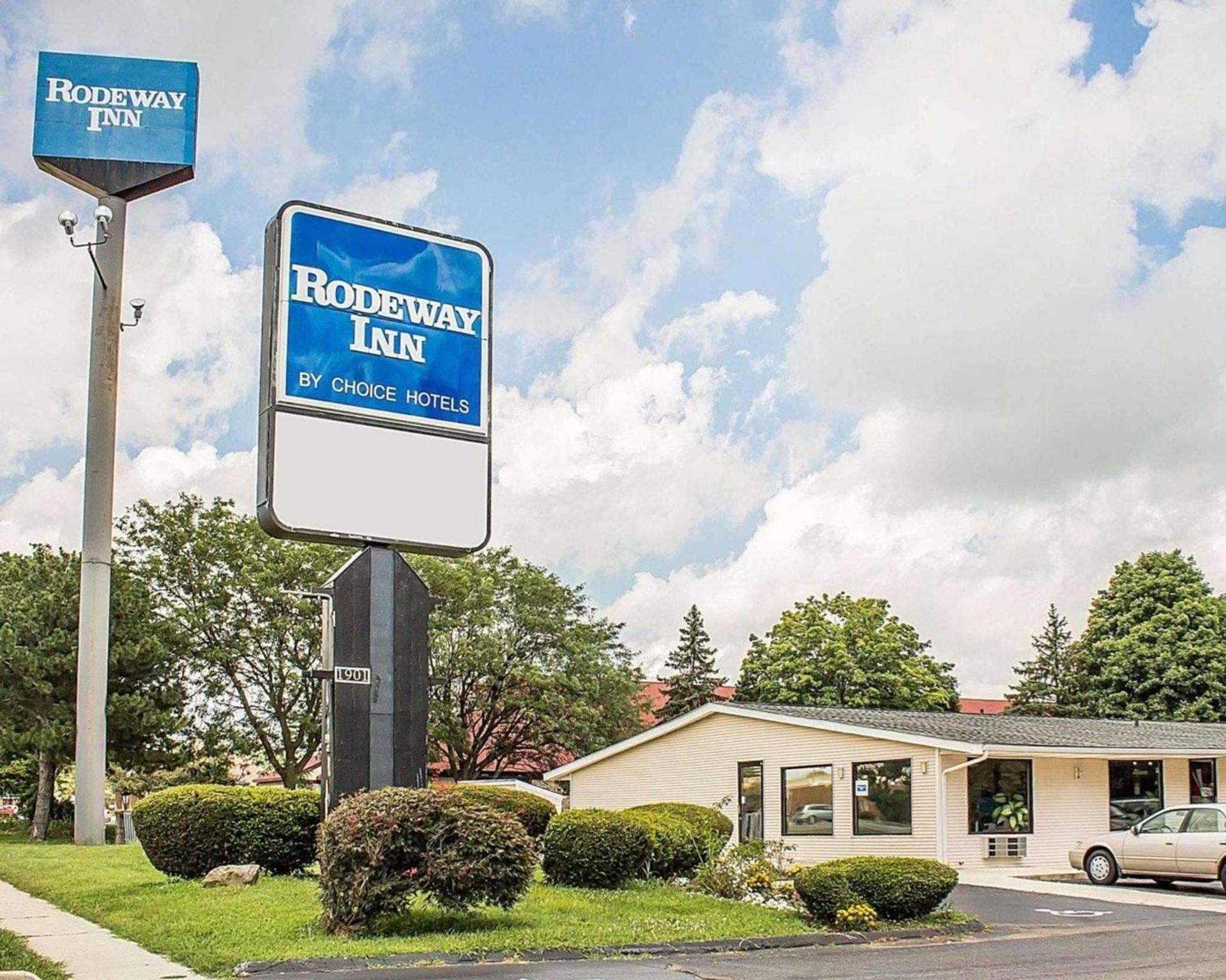 Rodeway Inn Findlay University Area photo 26