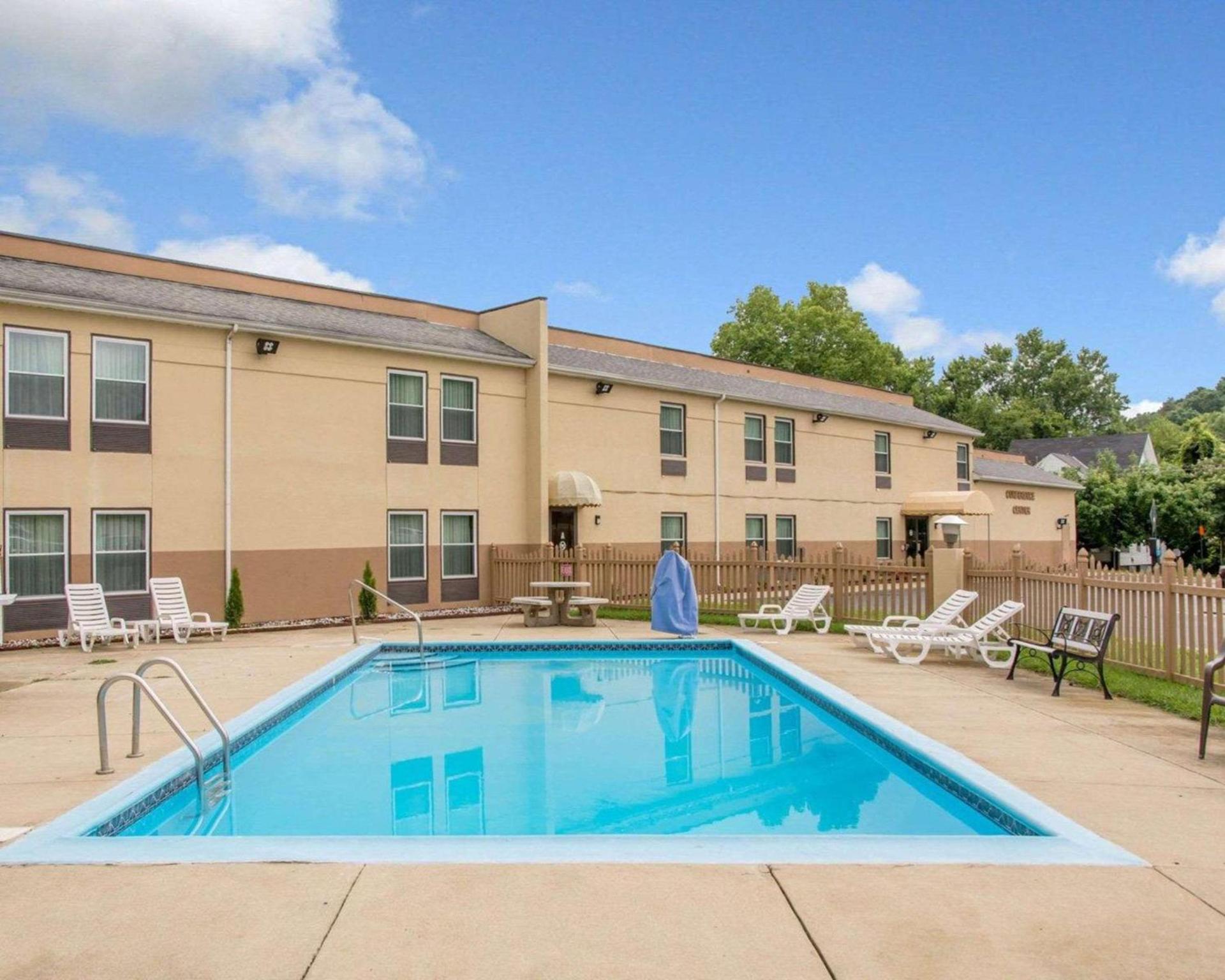 Comfort Inn Piketon near Fairgrounds photo 56
