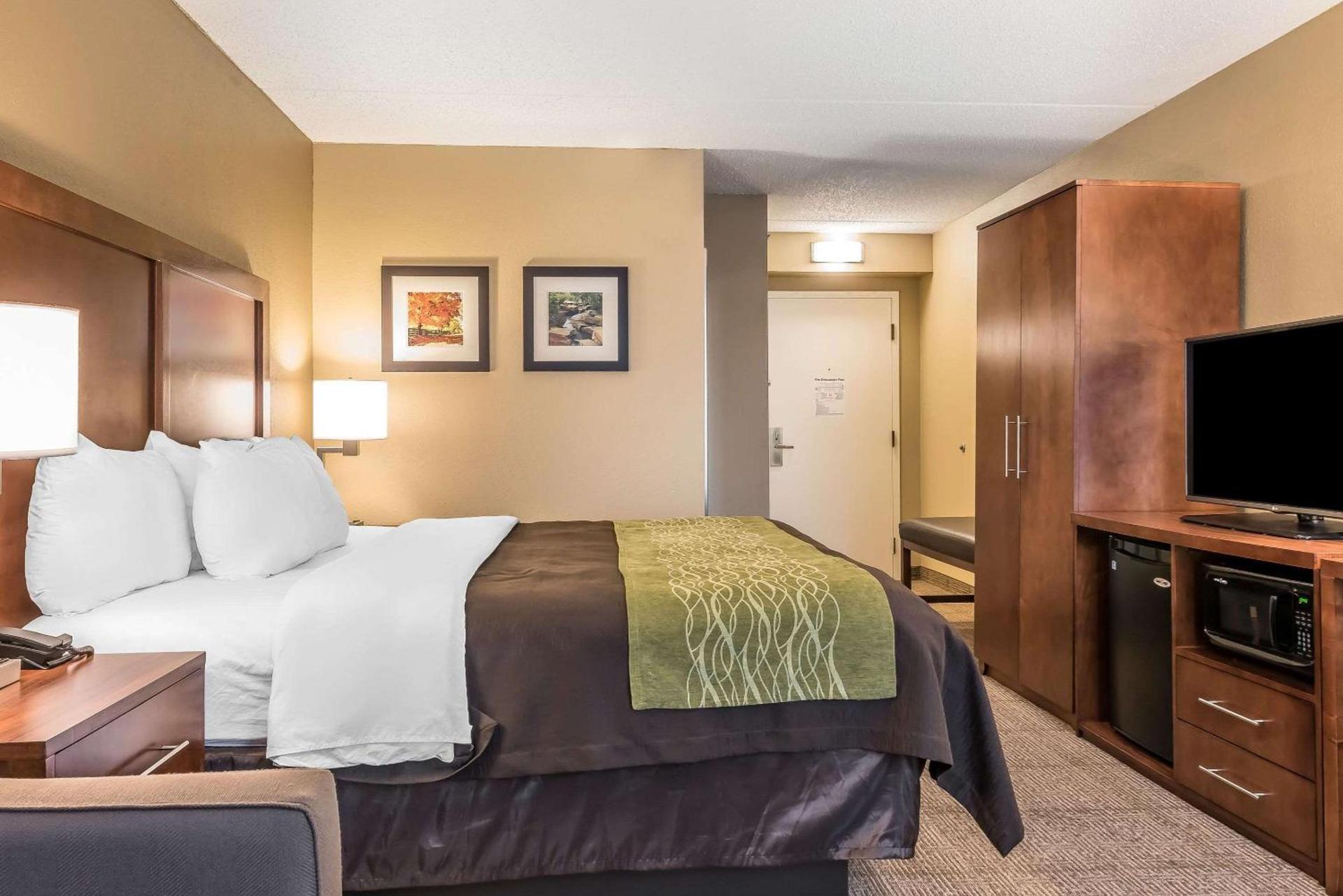 Comfort Inn & Suites Piqua-Near Troy-I75 photo 12