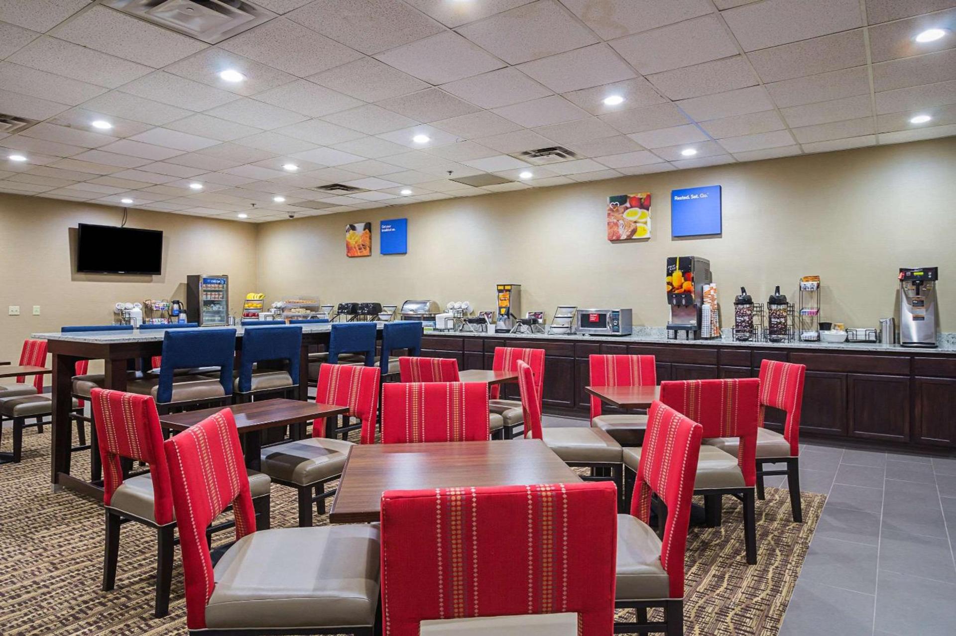 Comfort Inn Cleveland Downtown photo 10