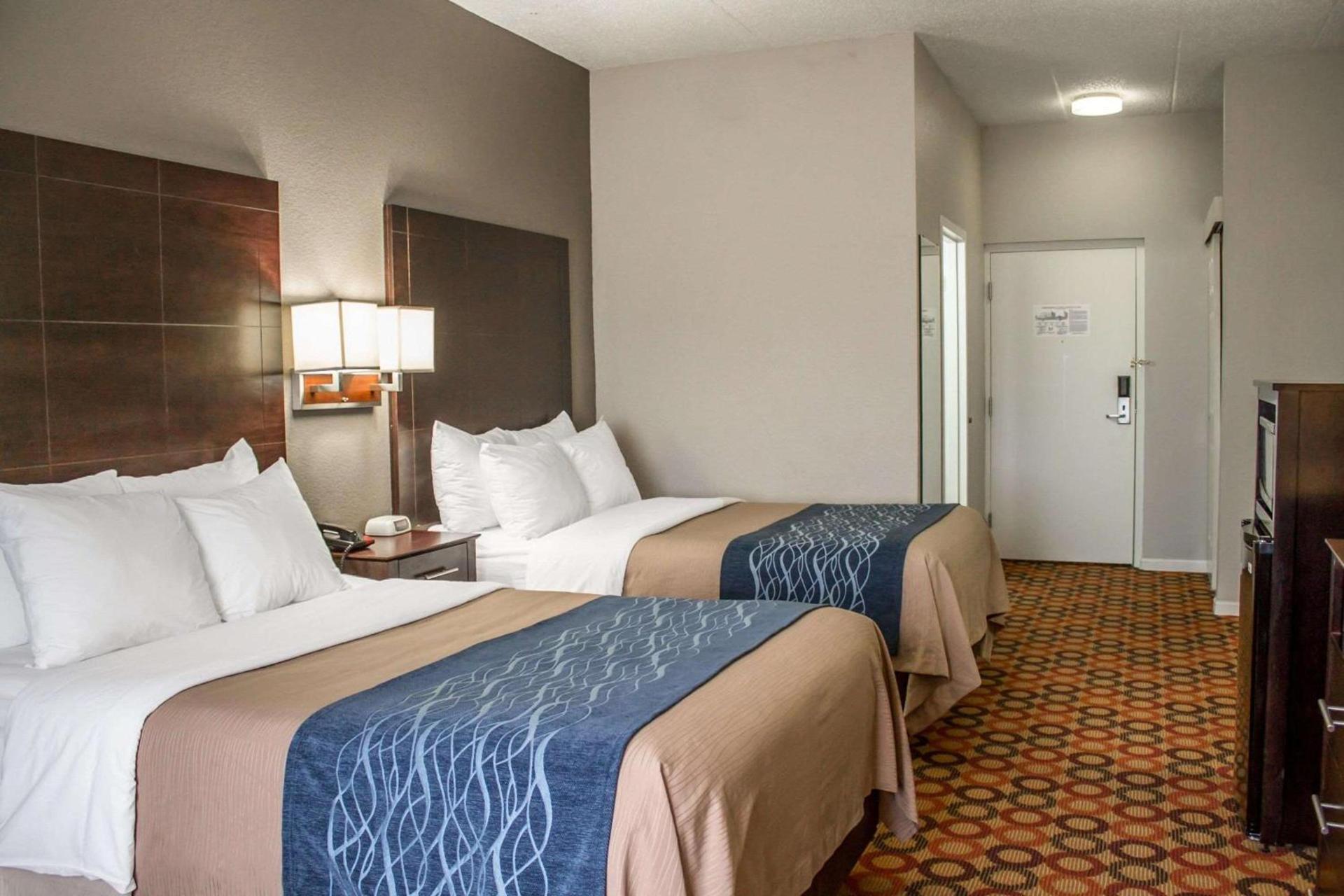 Comfort Inn Sandusky photo 12