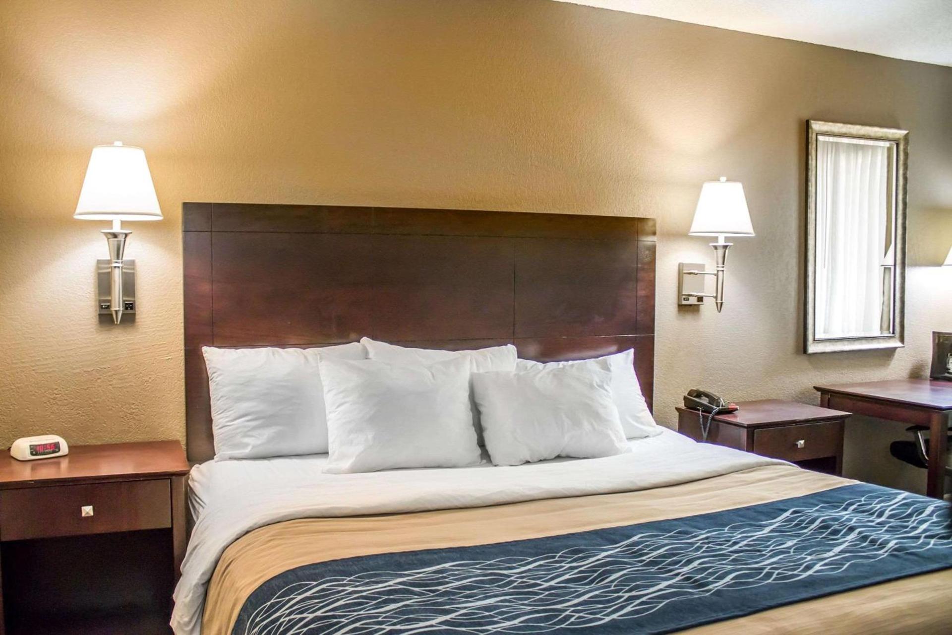 Comfort Inn Sandusky photo 15