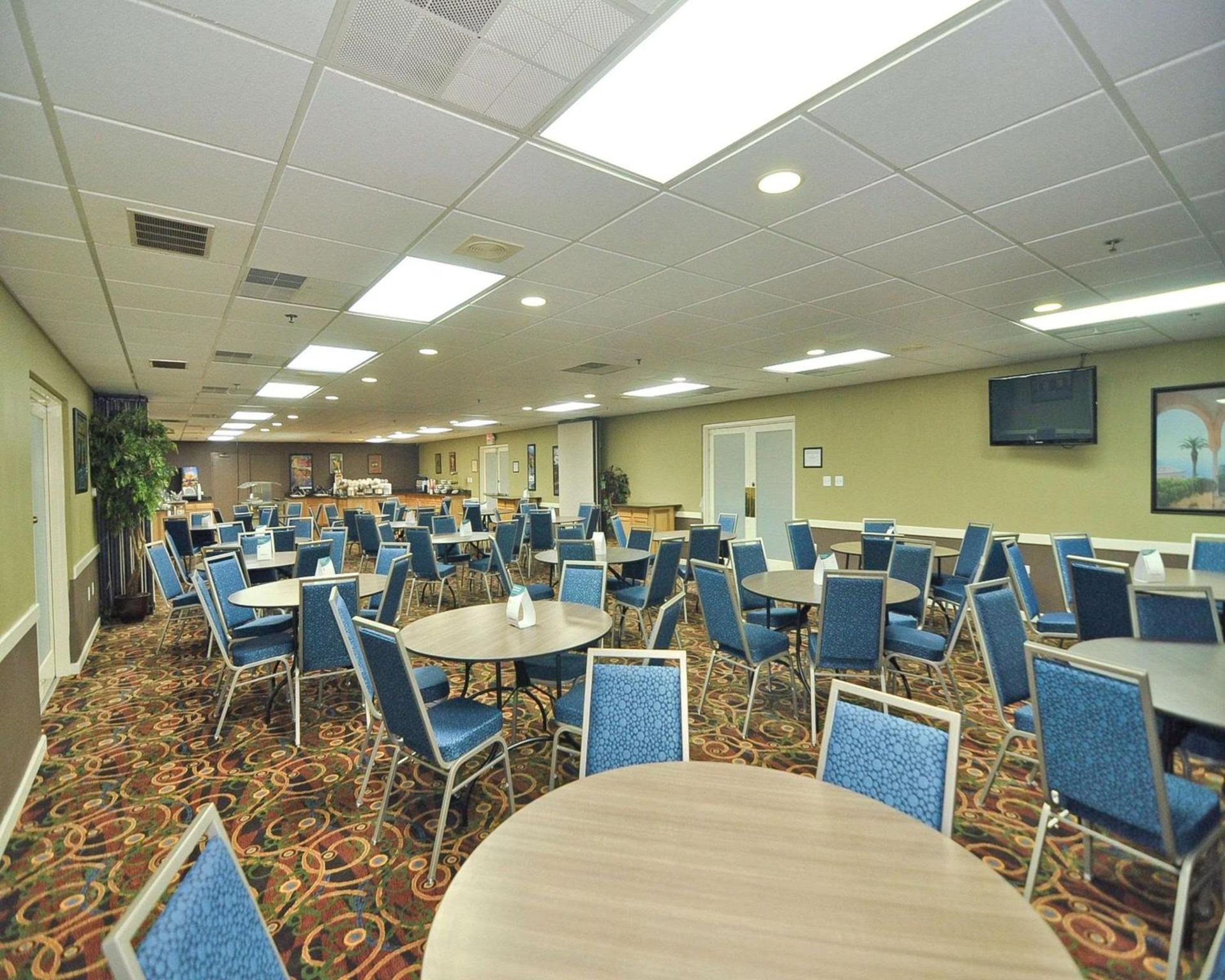 Comfort Inn Sandusky photo 14