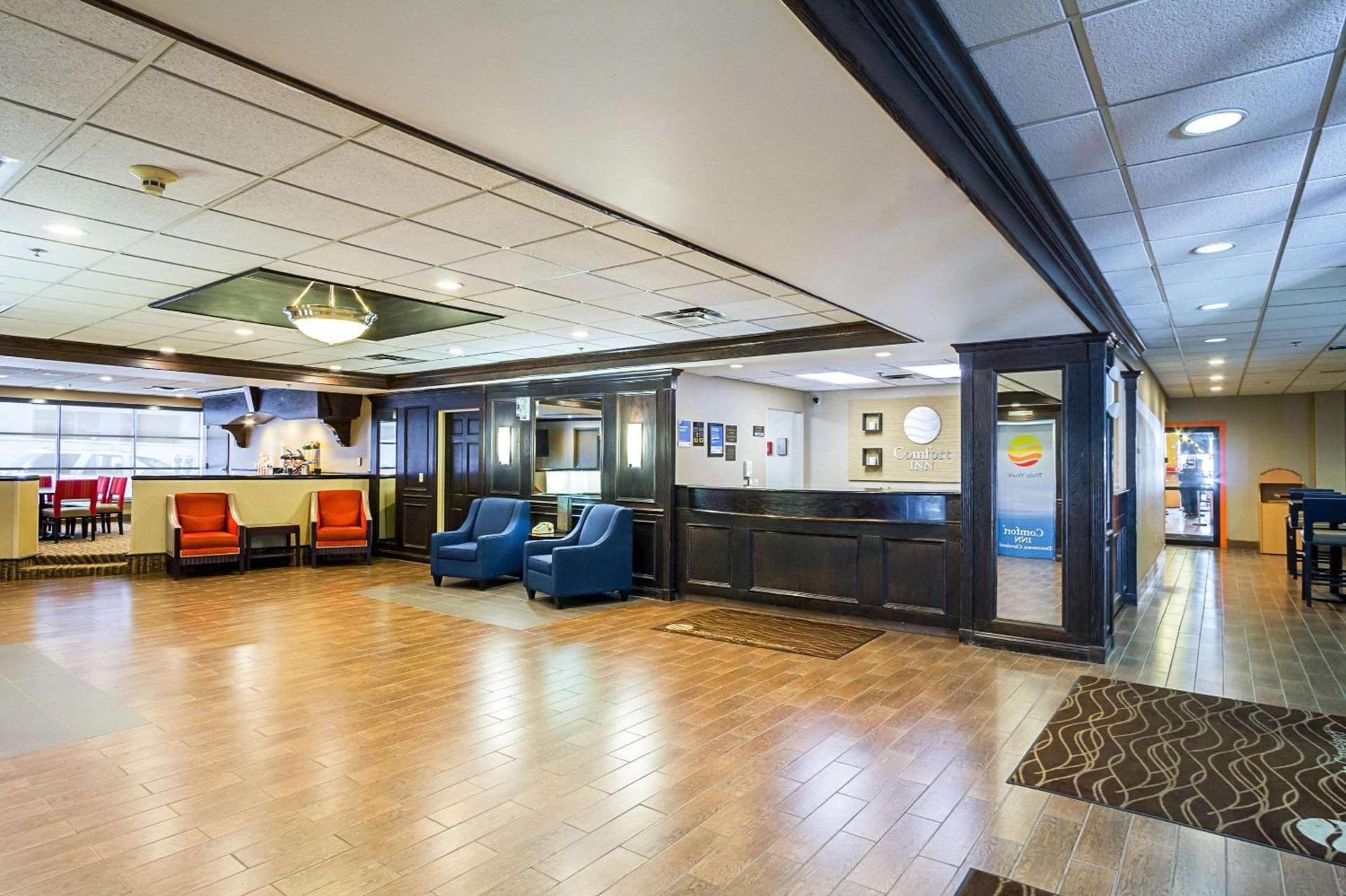 Comfort Inn Cleveland Downtown photo 8