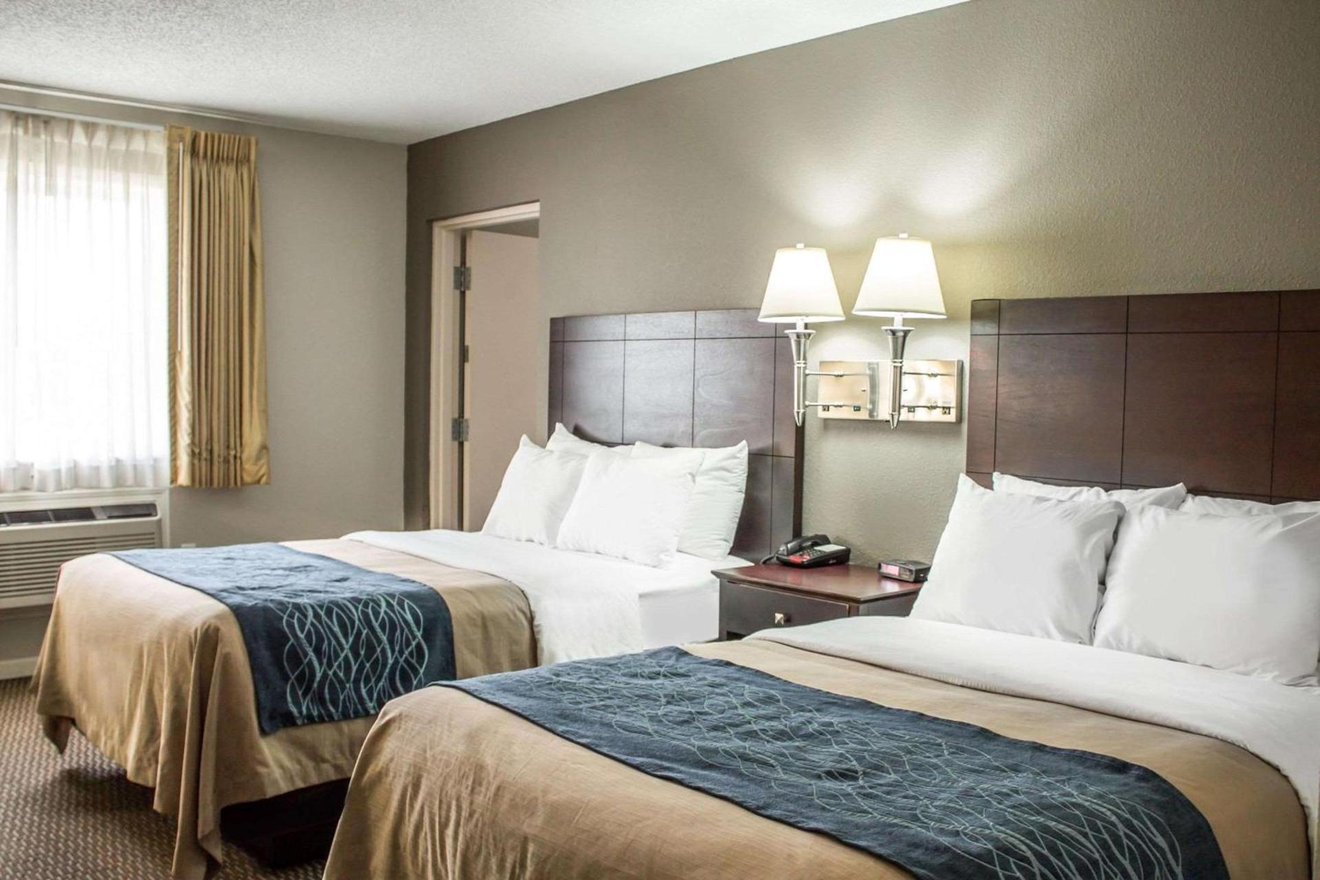 Comfort Inn Sandusky photo 34